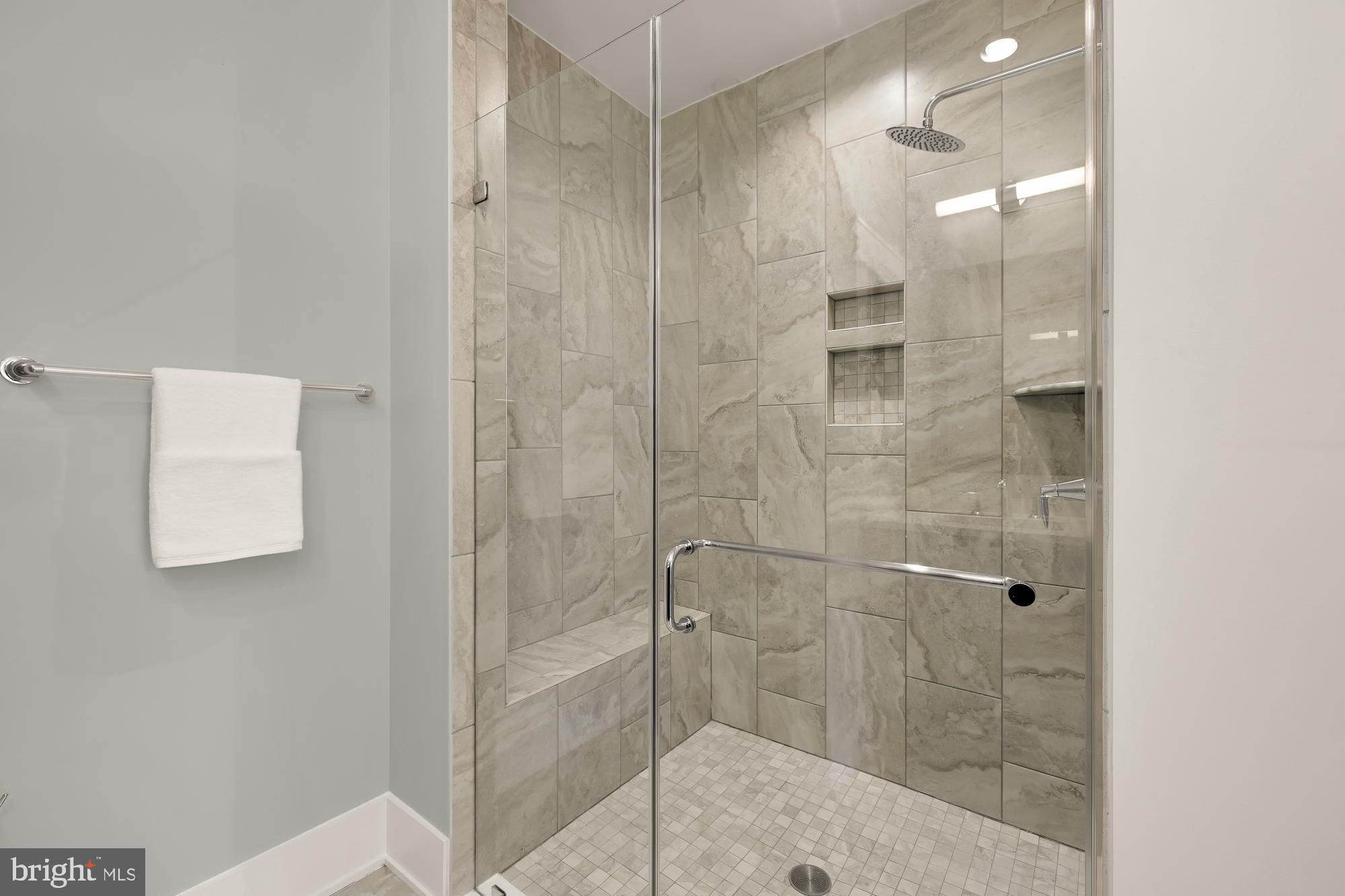 Real estate listing preview #19