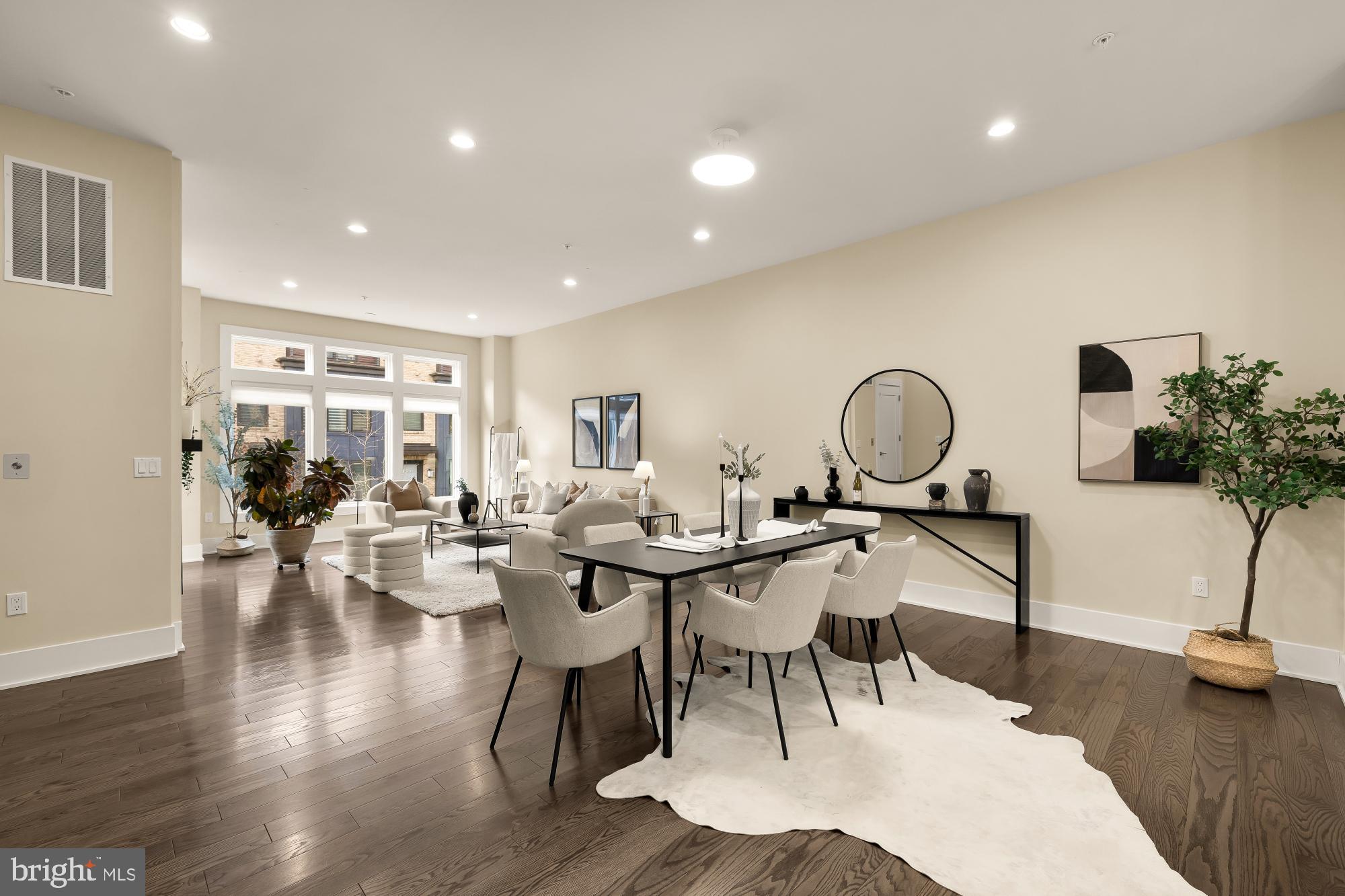 Real estate listing preview #8