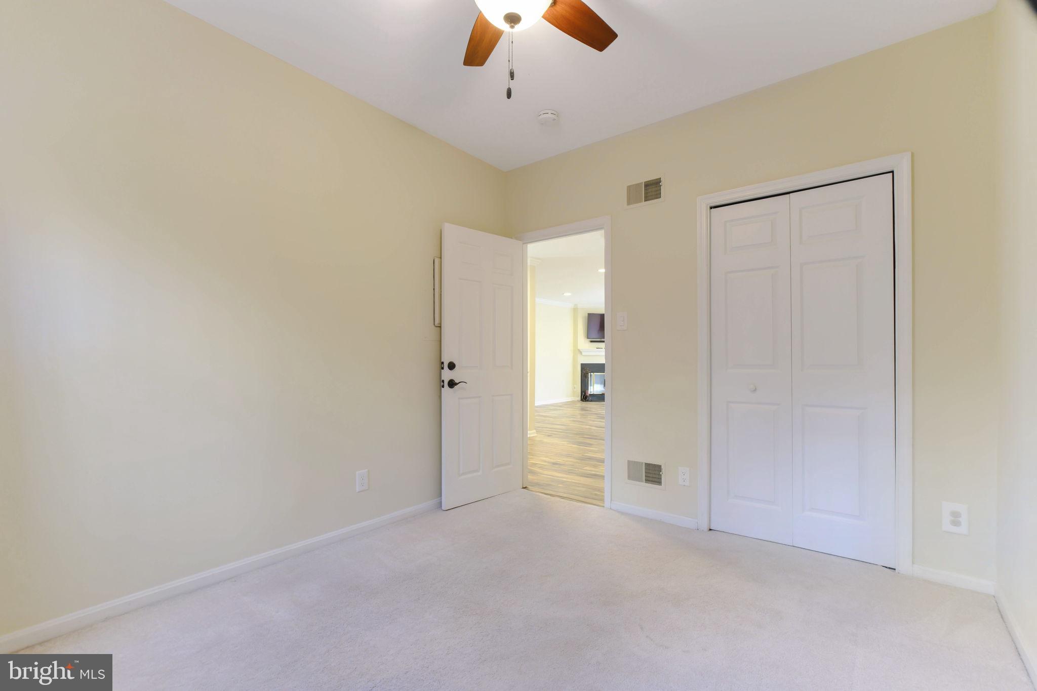 Real estate listing preview #9