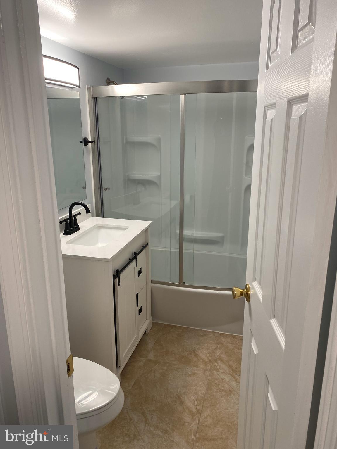 Real estate listing preview #2