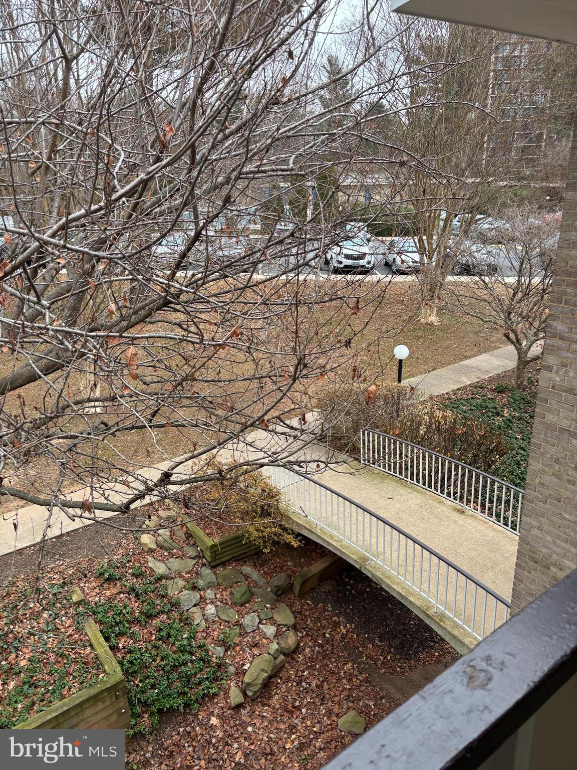 Real estate listing preview #8