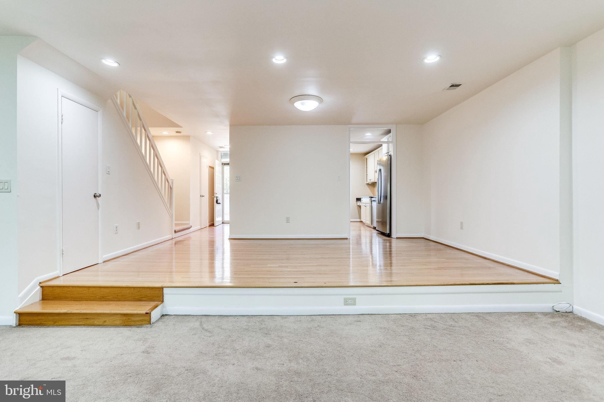 Real estate listing preview #9