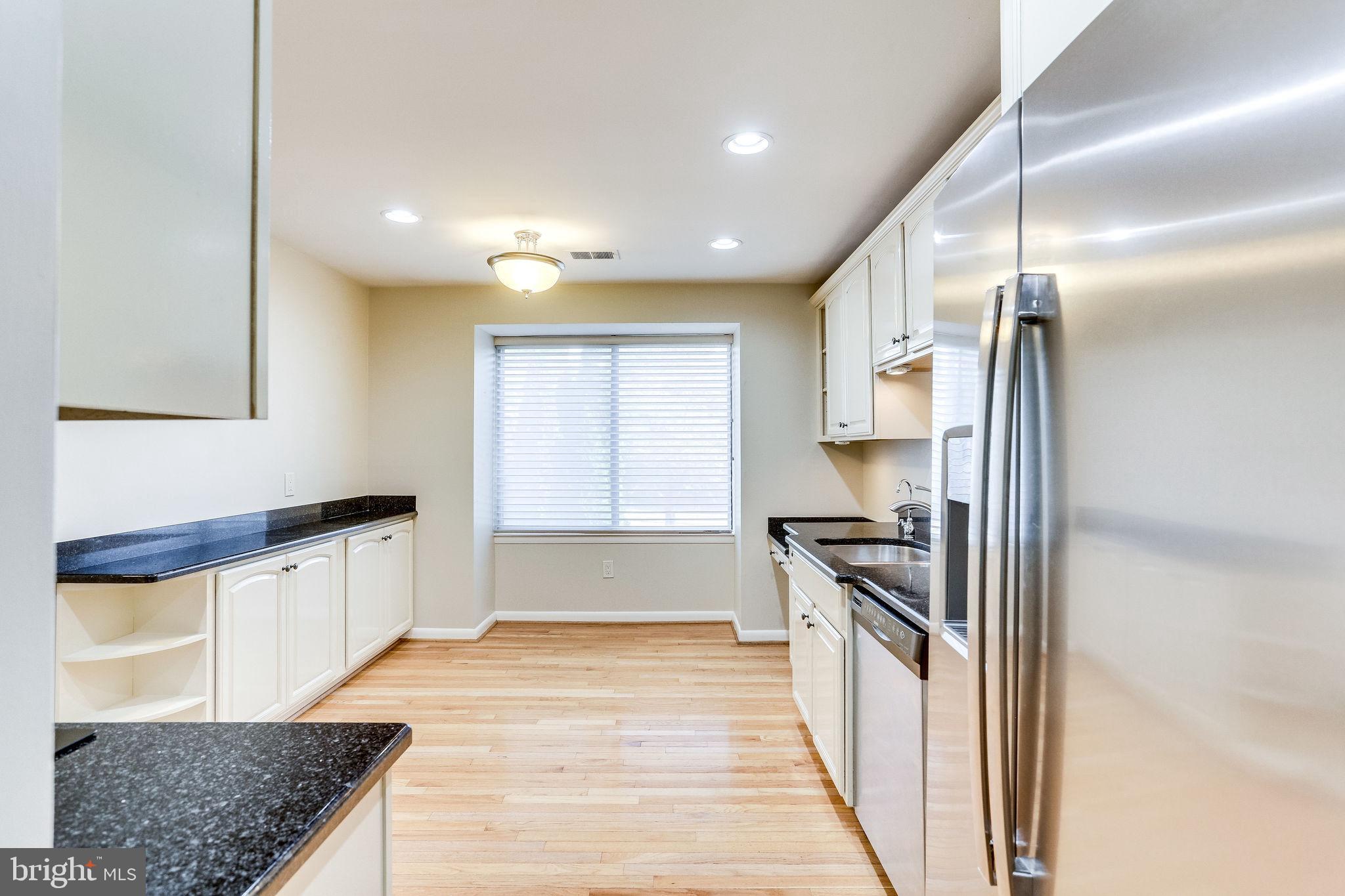 Real estate listing preview #10