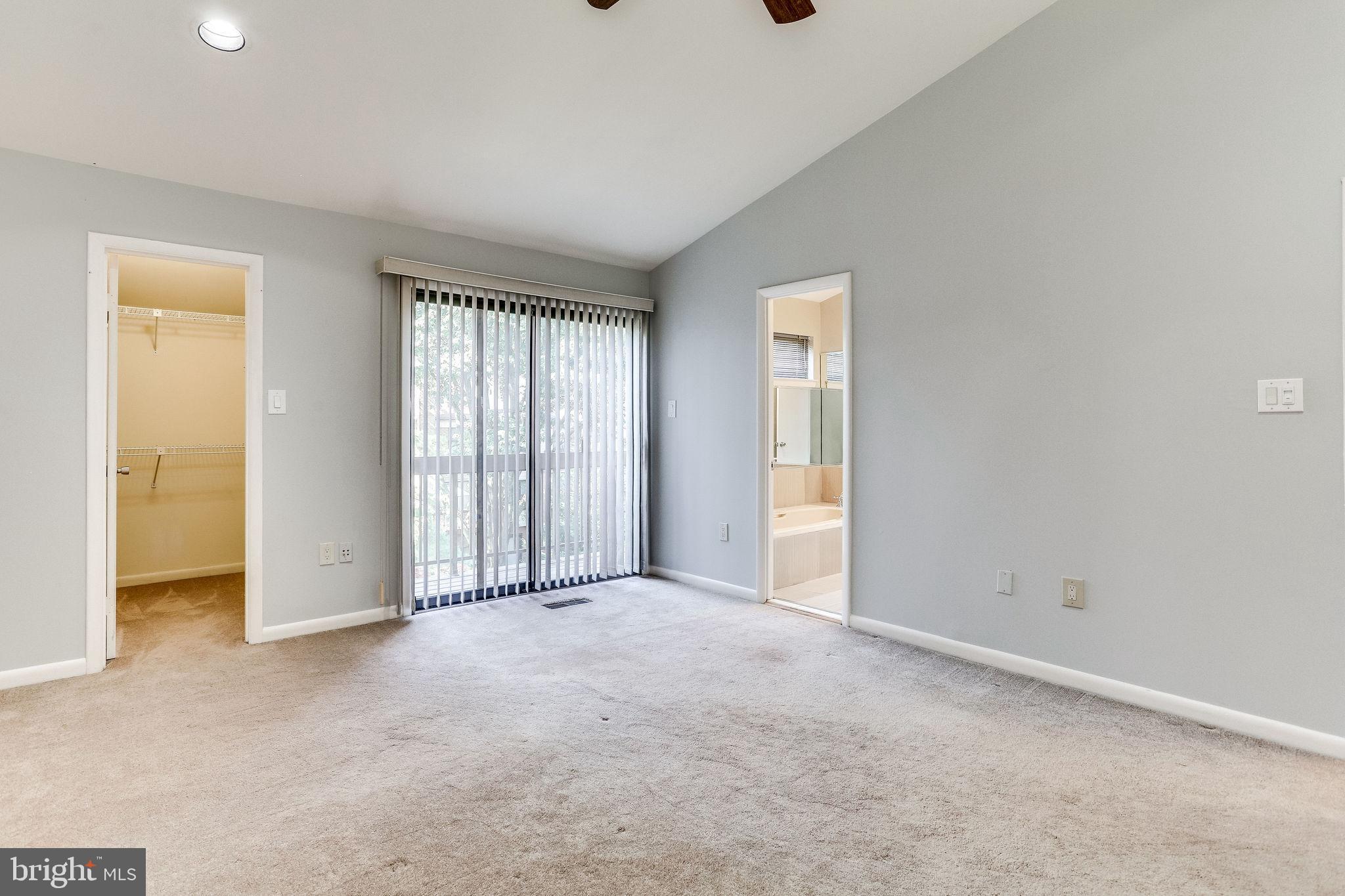 Real estate listing preview #16