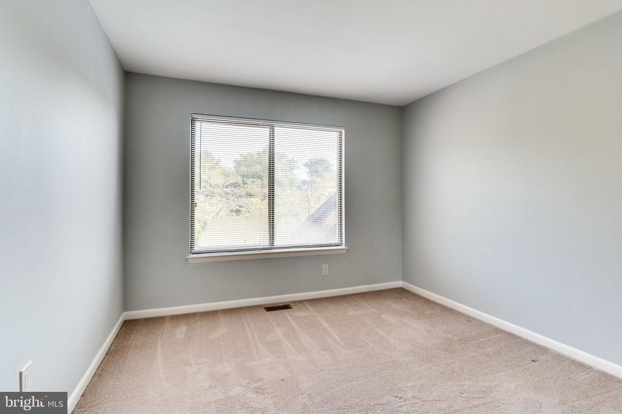 Real estate listing preview #23