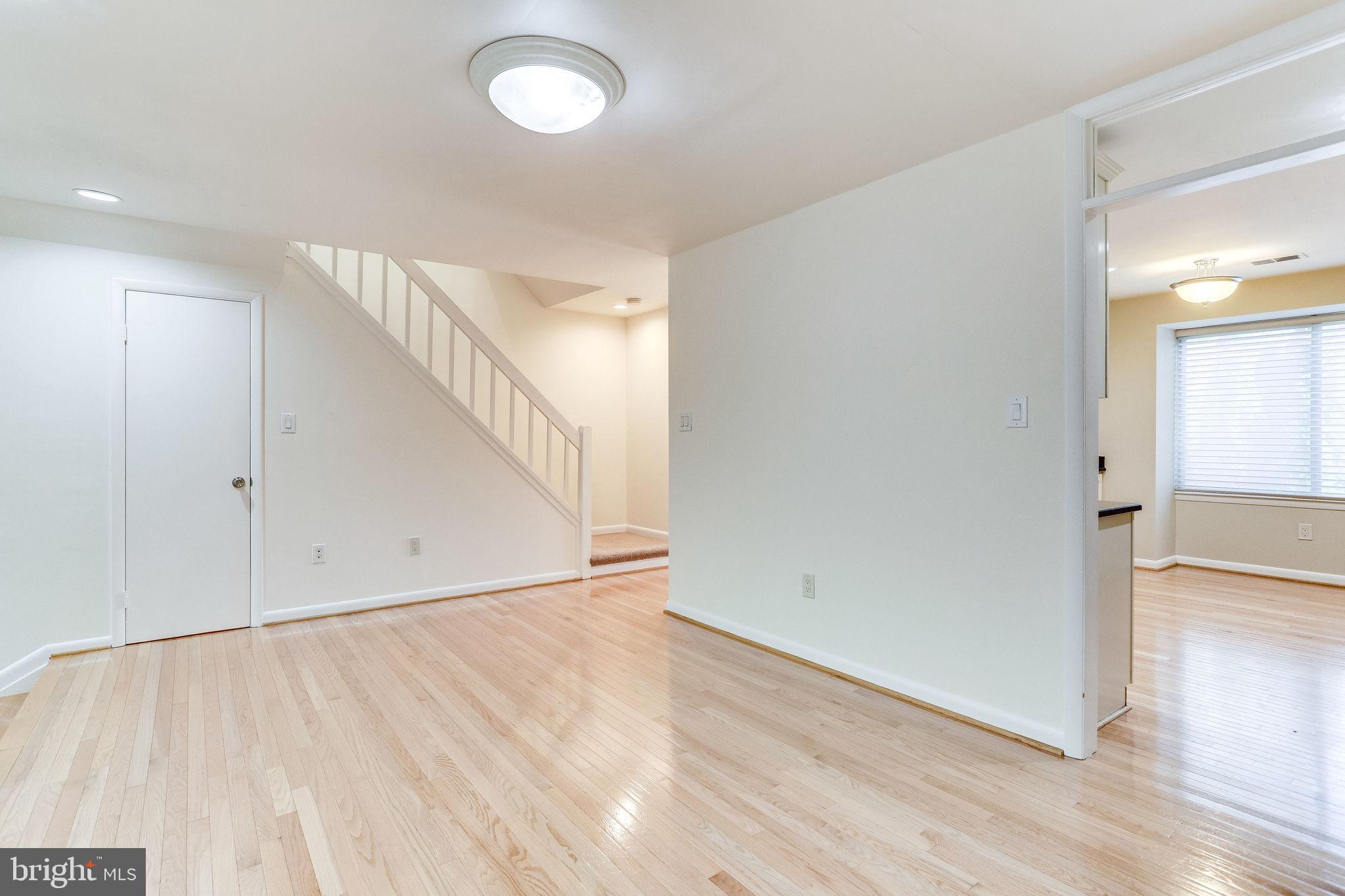 Real estate listing preview #7