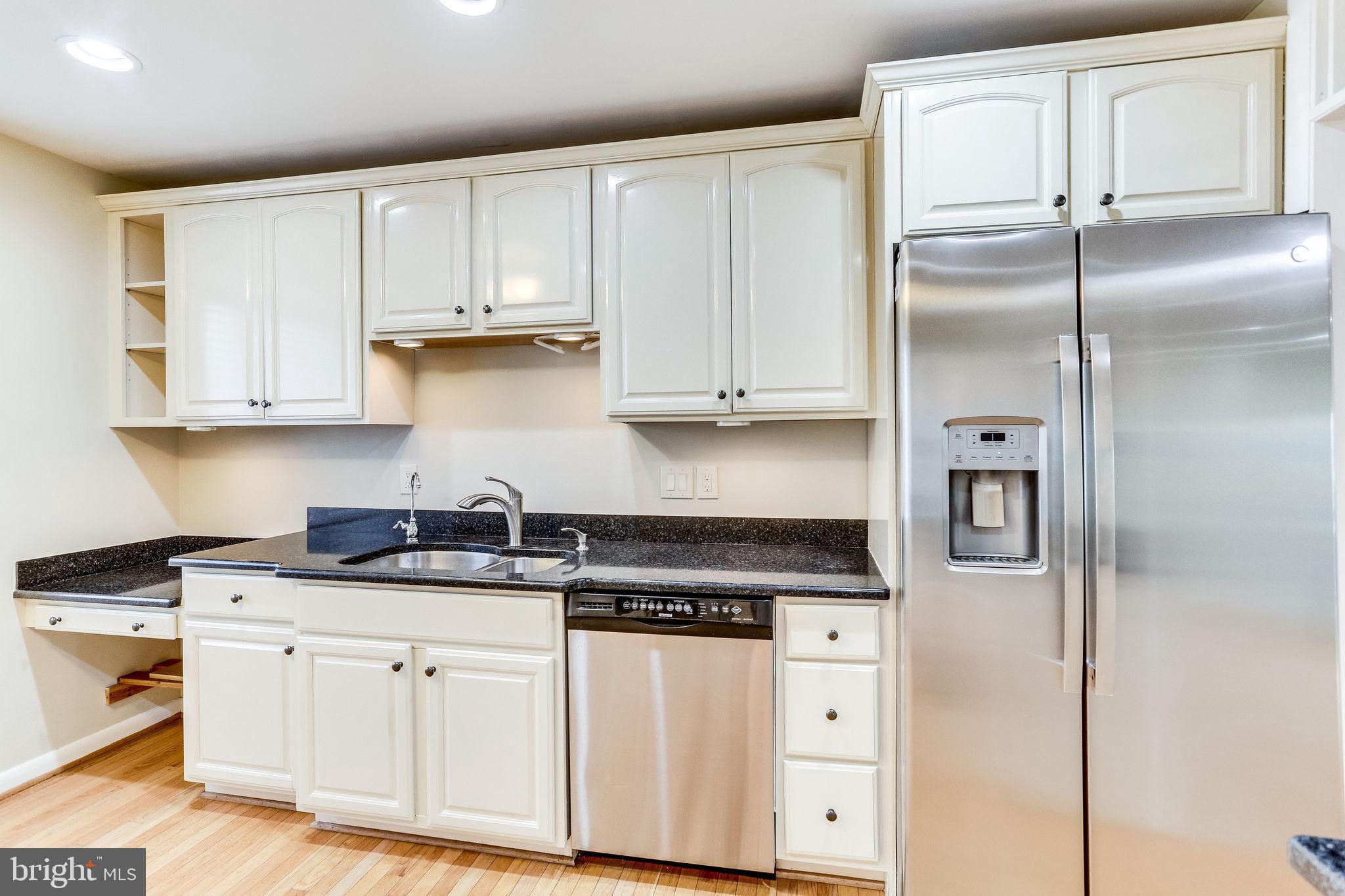 Real estate listing preview #11