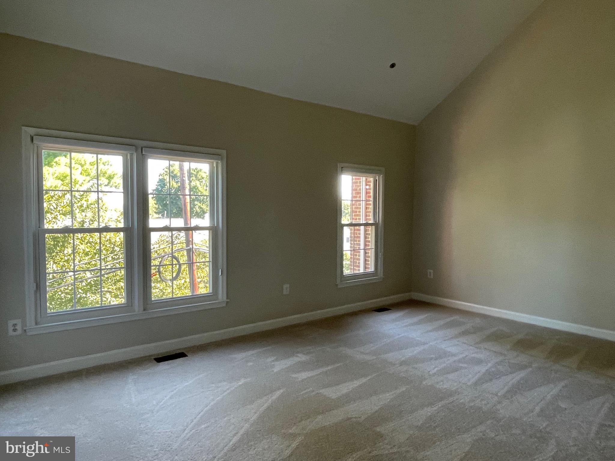 Real estate listing preview #23