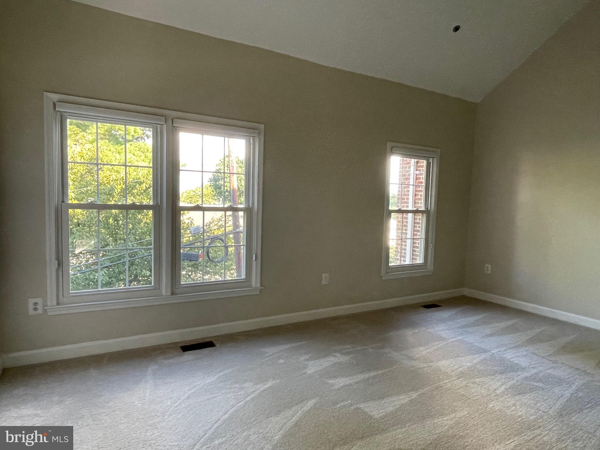 Real estate listing preview #25