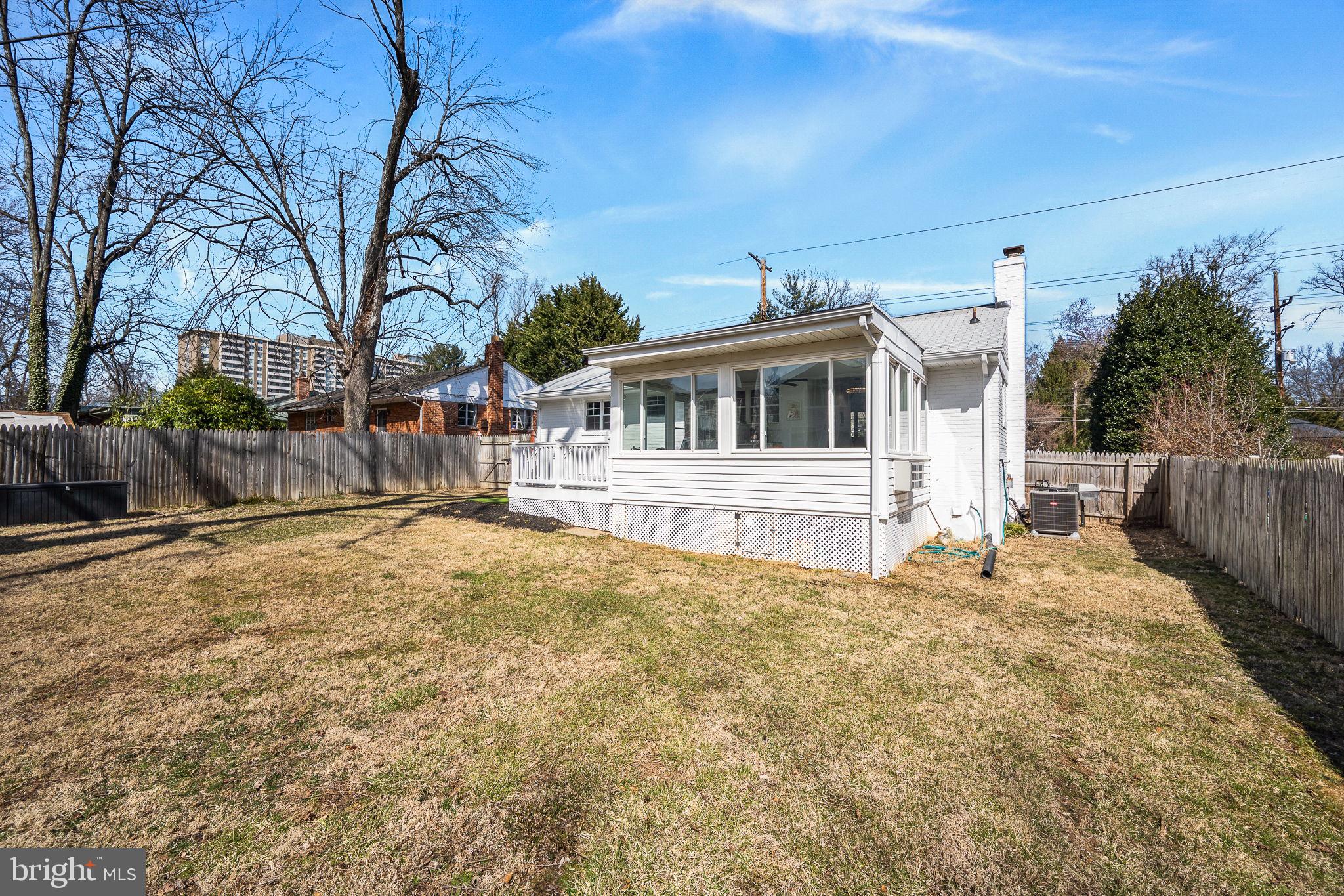 Real estate listing preview #35