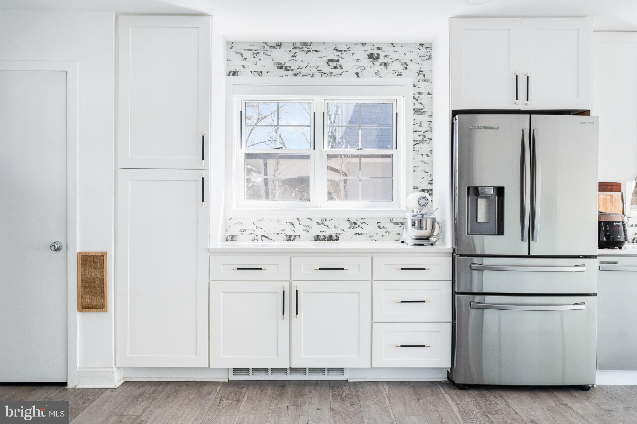 Real estate listing preview #16