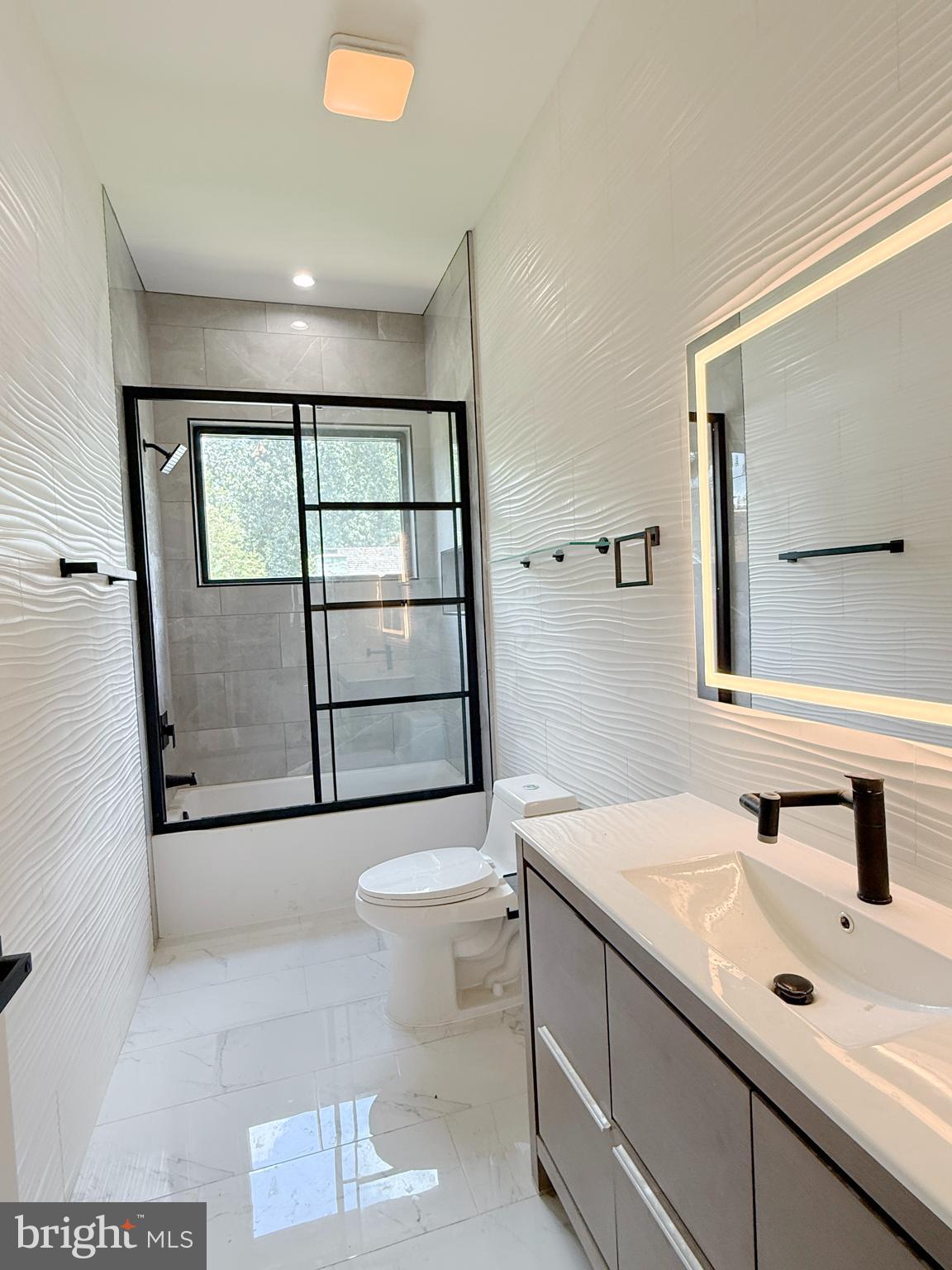 Real estate listing preview #33