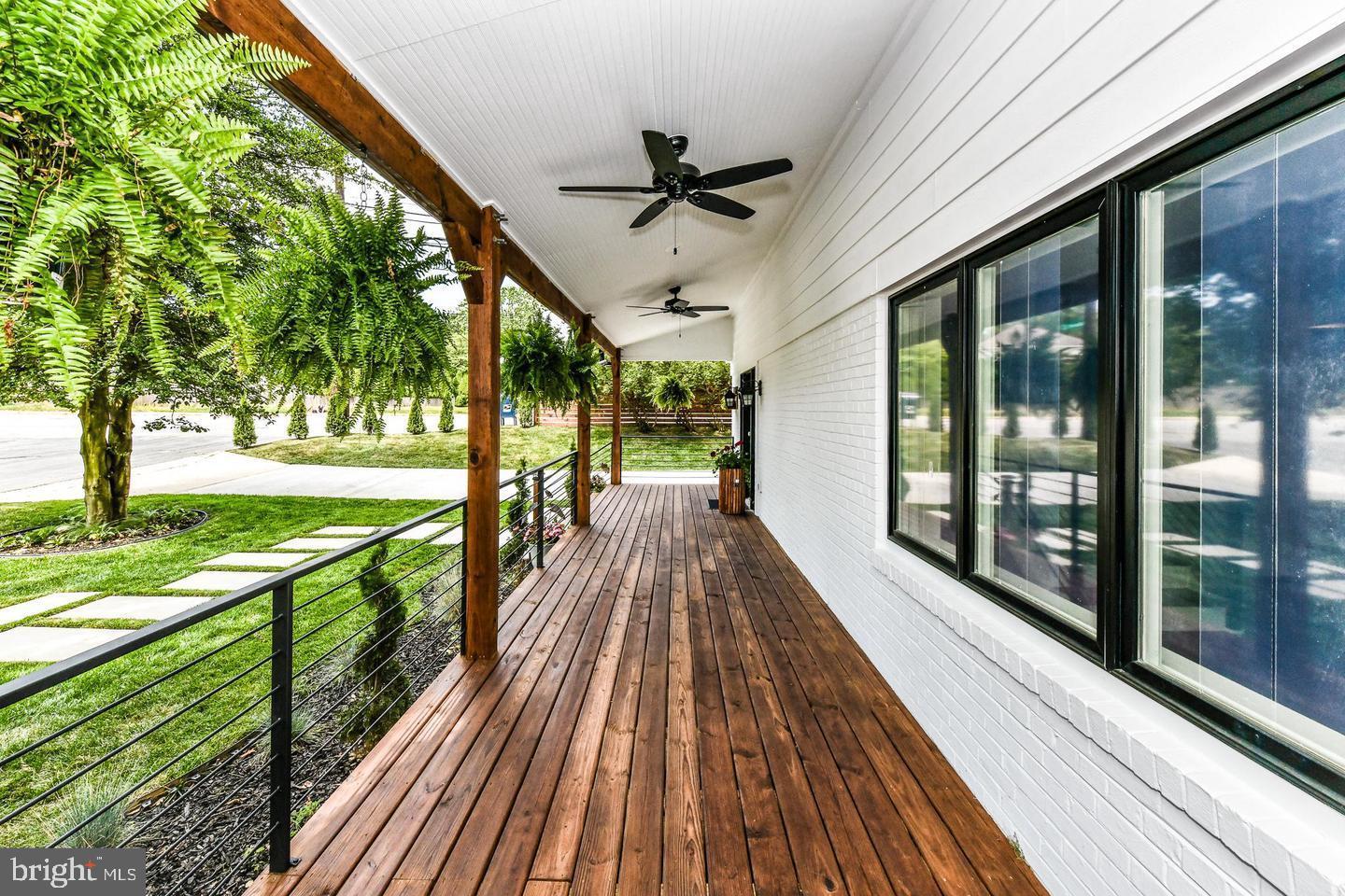 Real estate listing preview #10