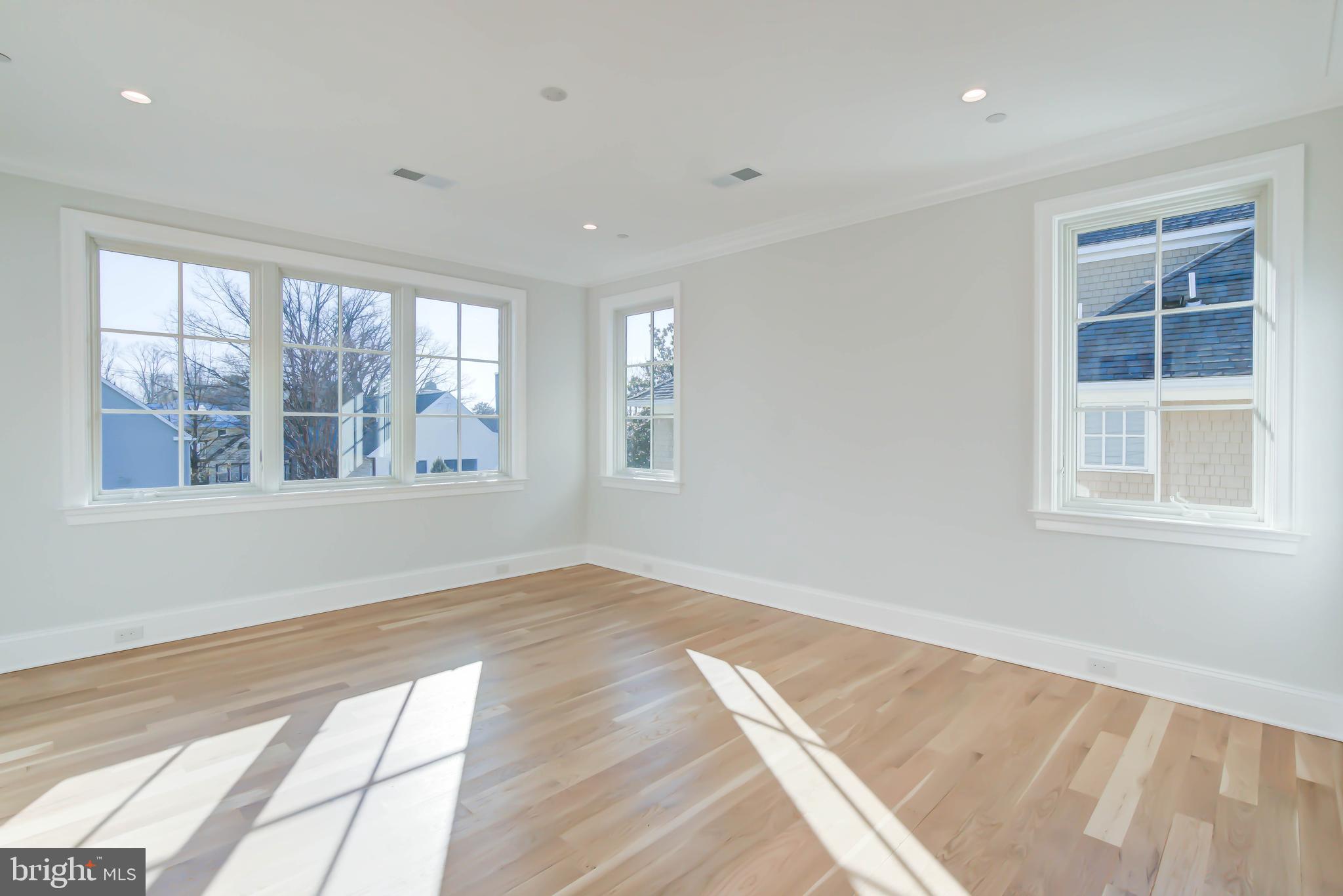 Real estate listing preview #39