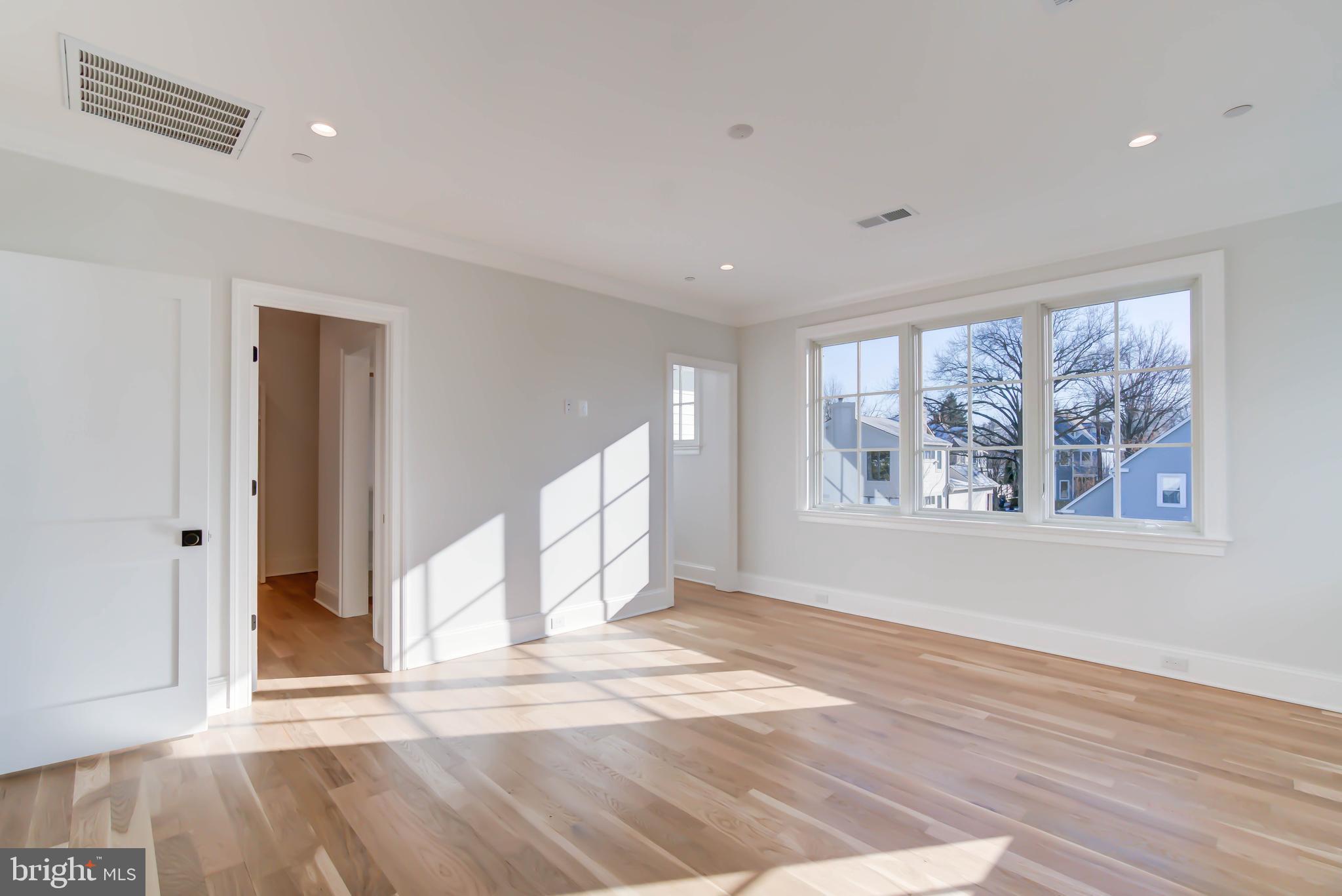 Real estate listing preview #41