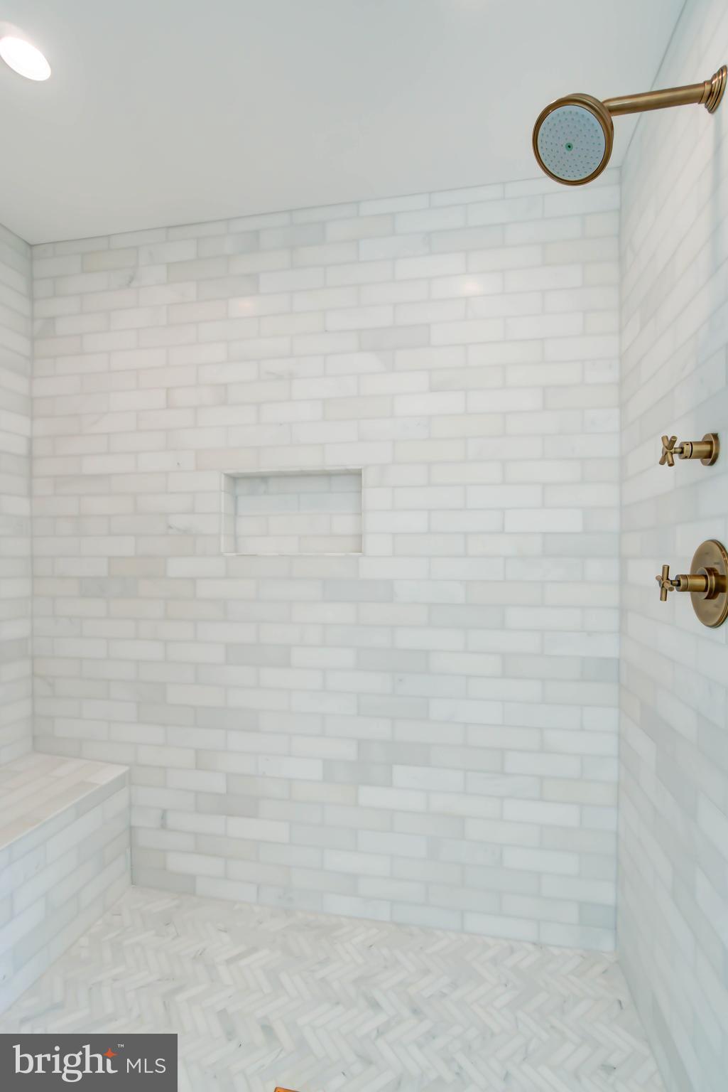 Real estate listing preview #46