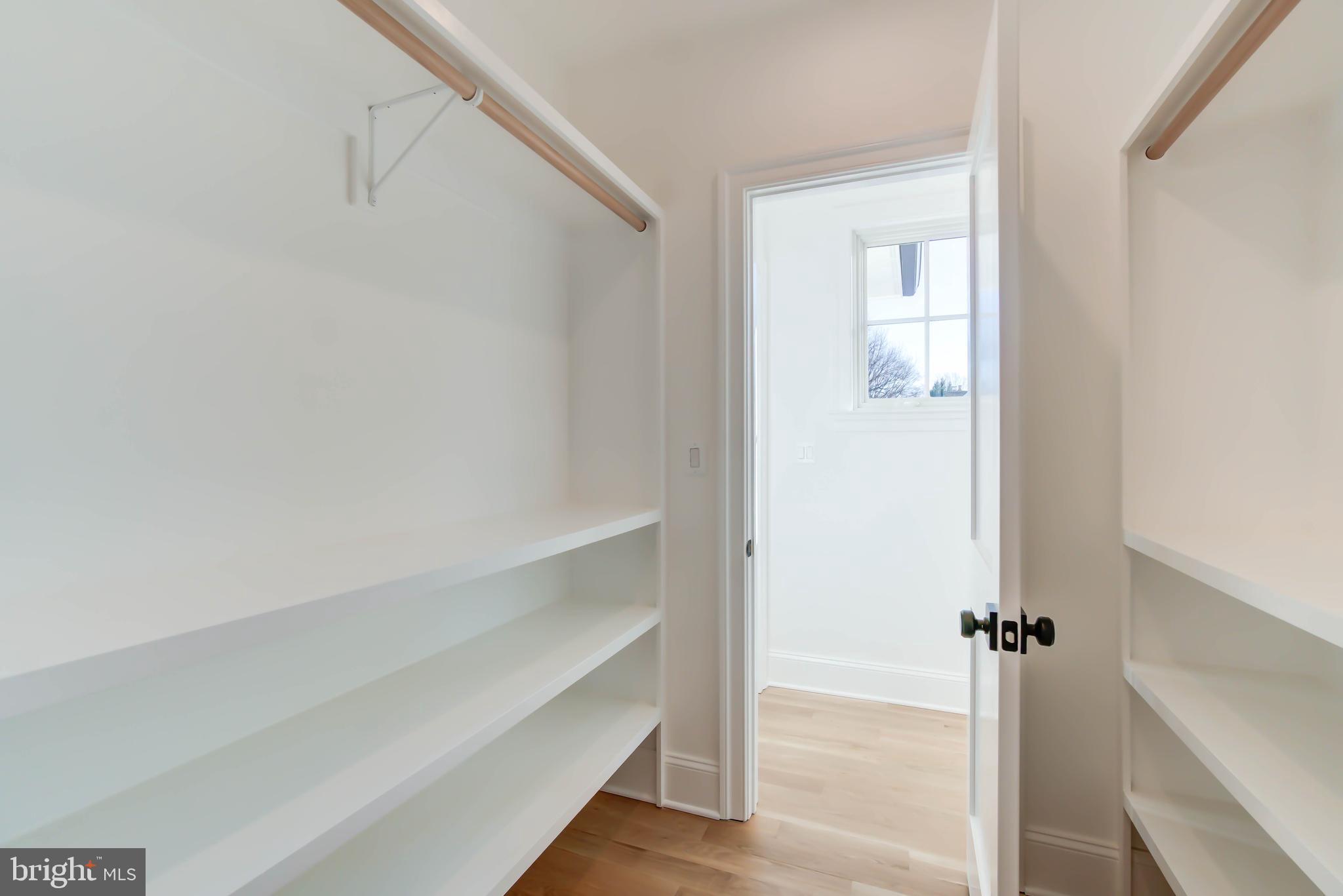 Real estate listing preview #48