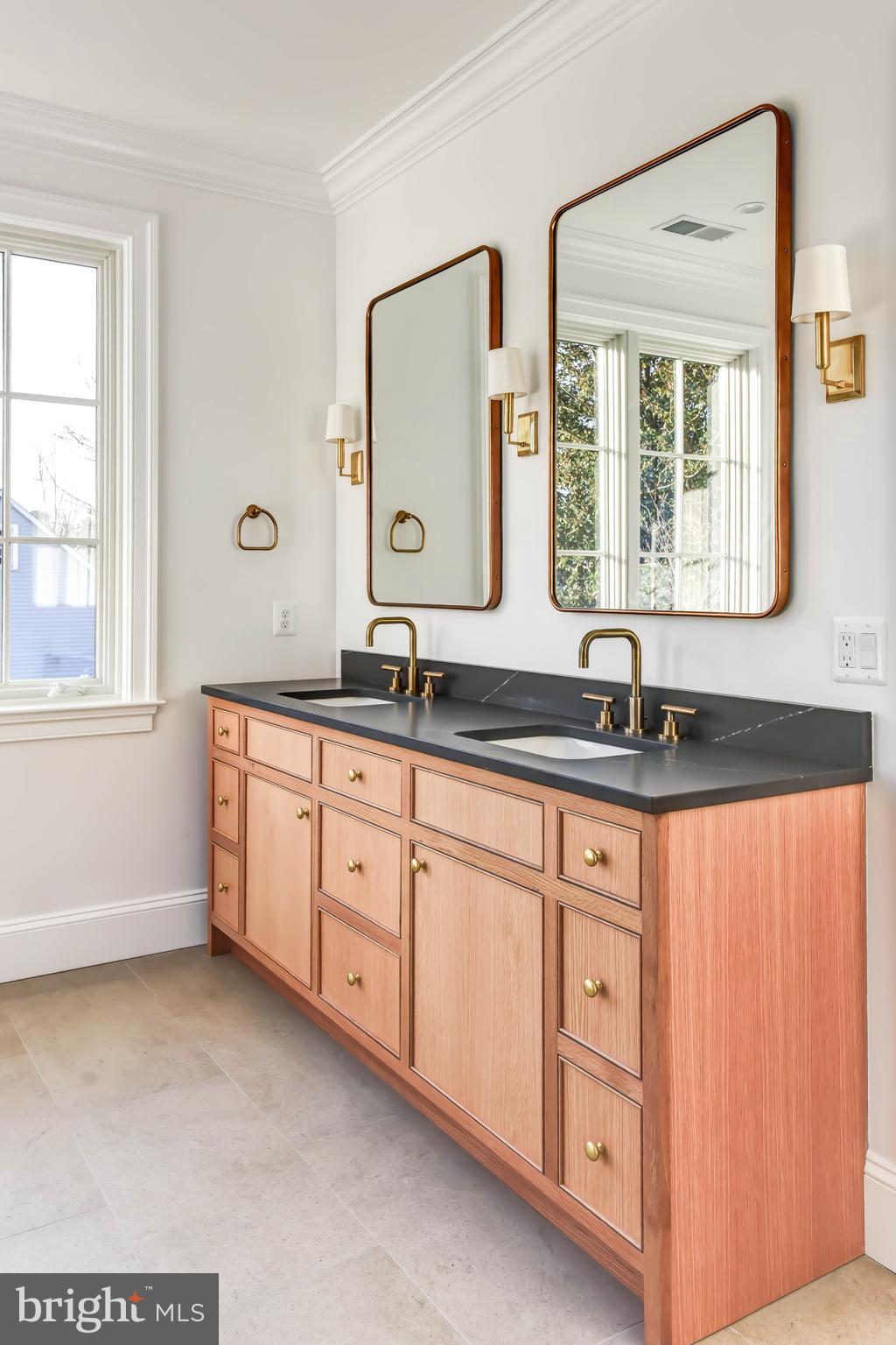 Real estate listing preview #44