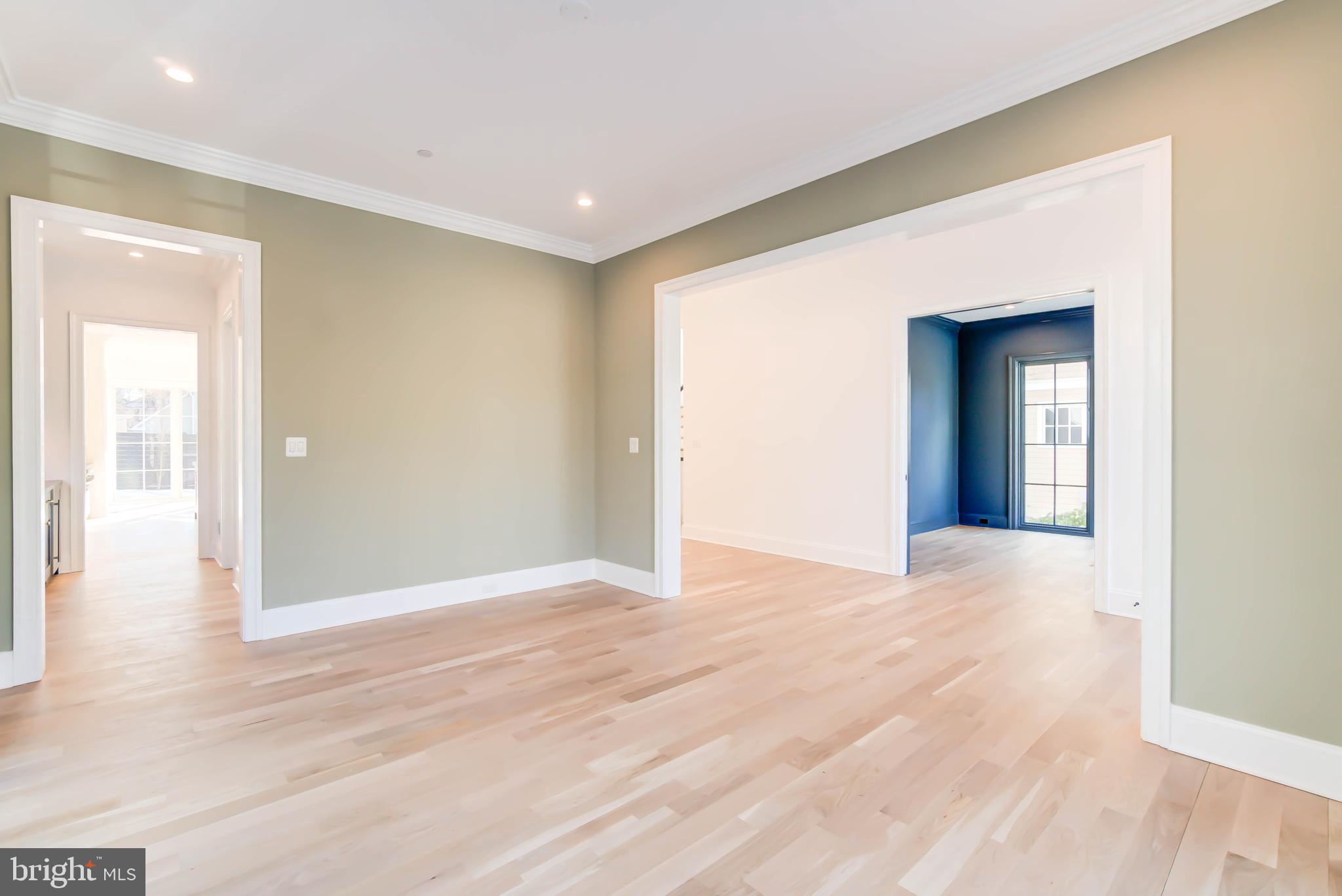 Real estate listing preview #11