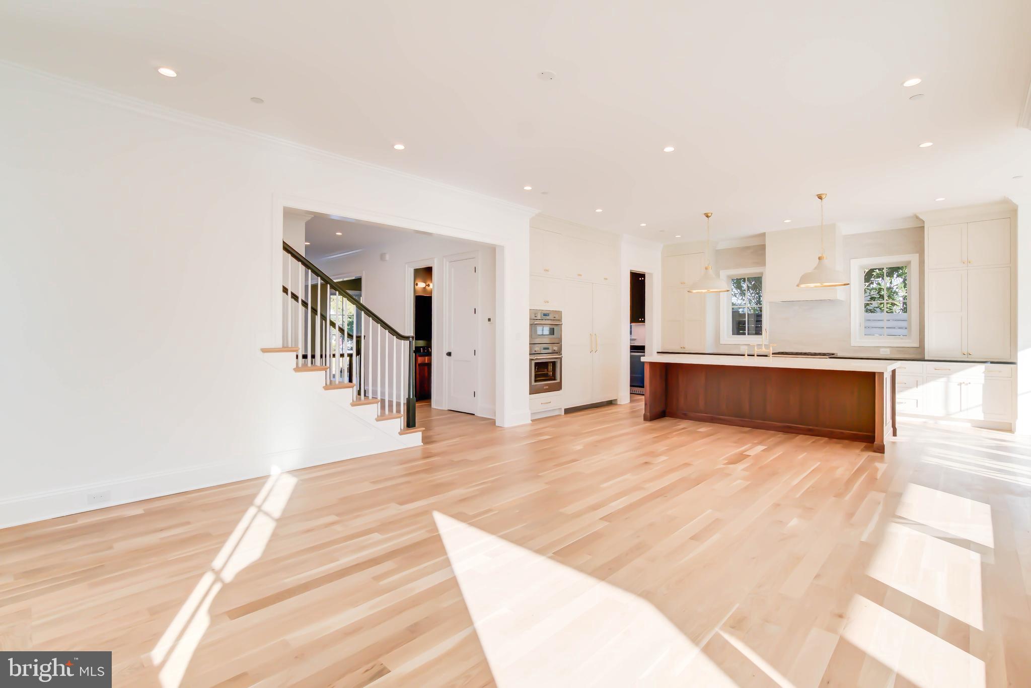 Real estate listing preview #29