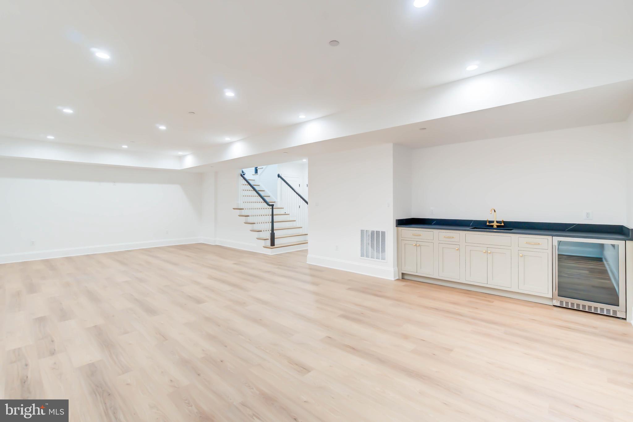 Real estate listing preview #67