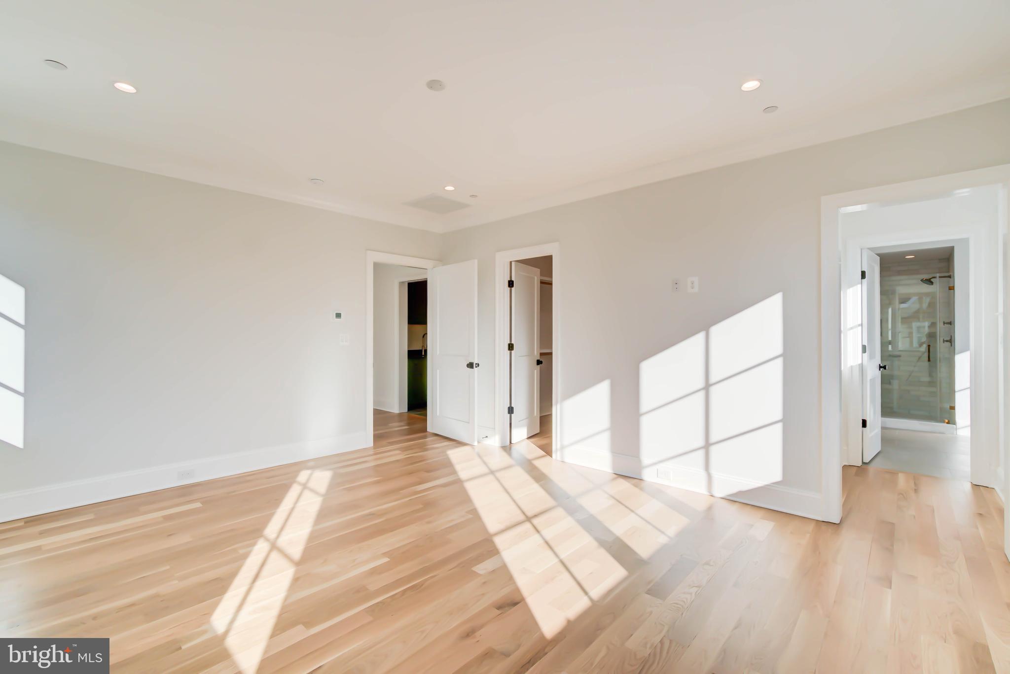 Real estate listing preview #40