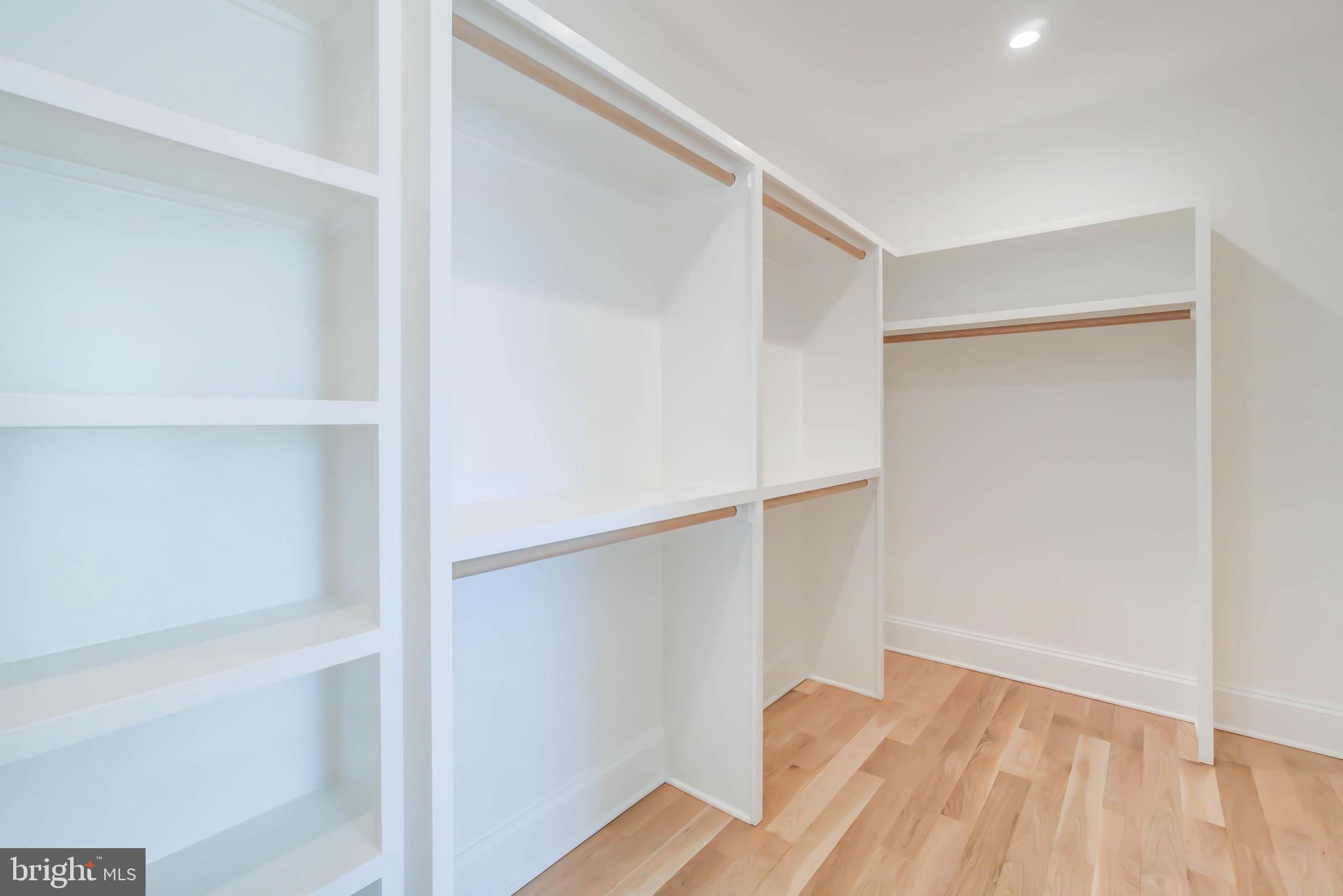 Real estate listing preview #47