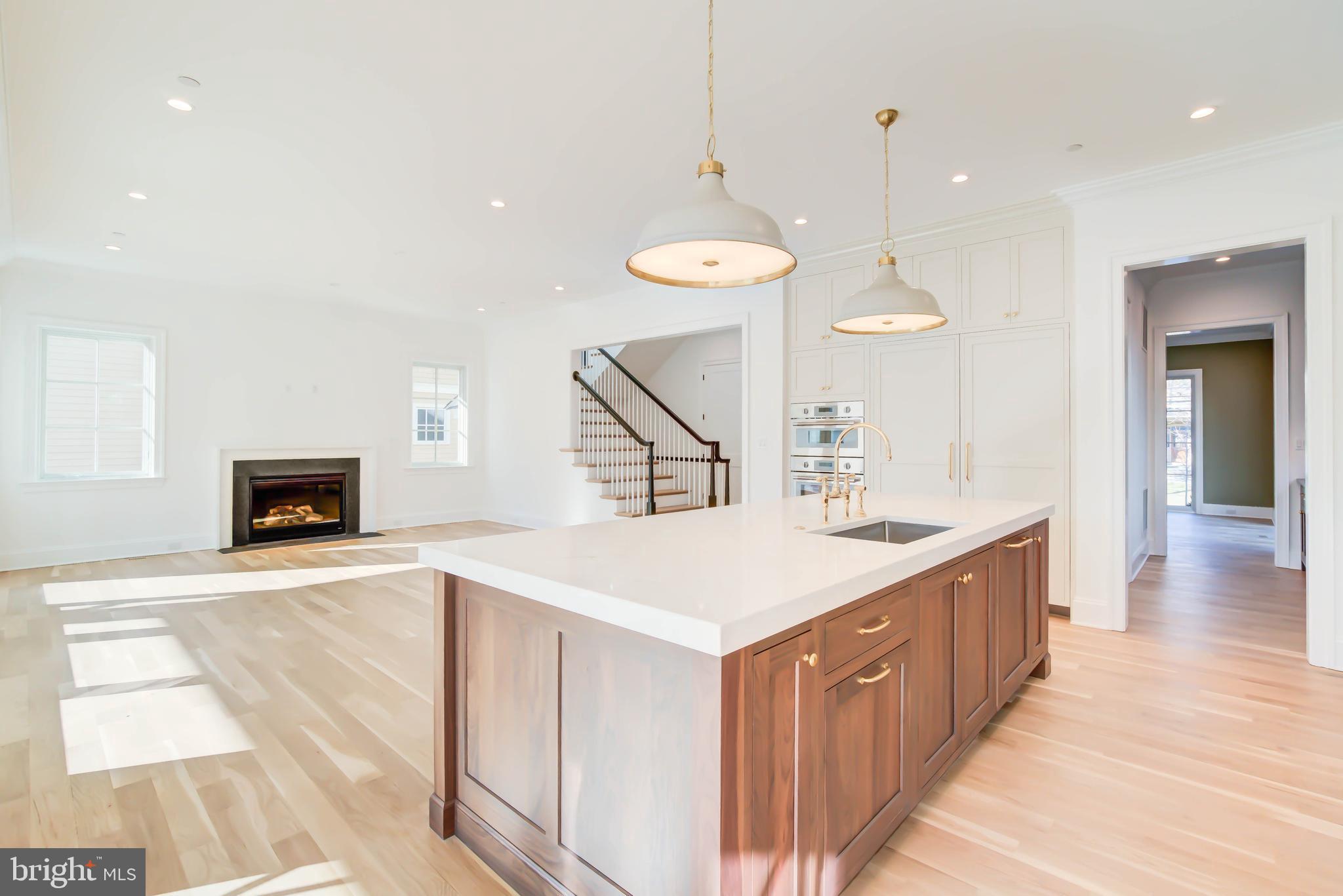 Real estate listing preview #28