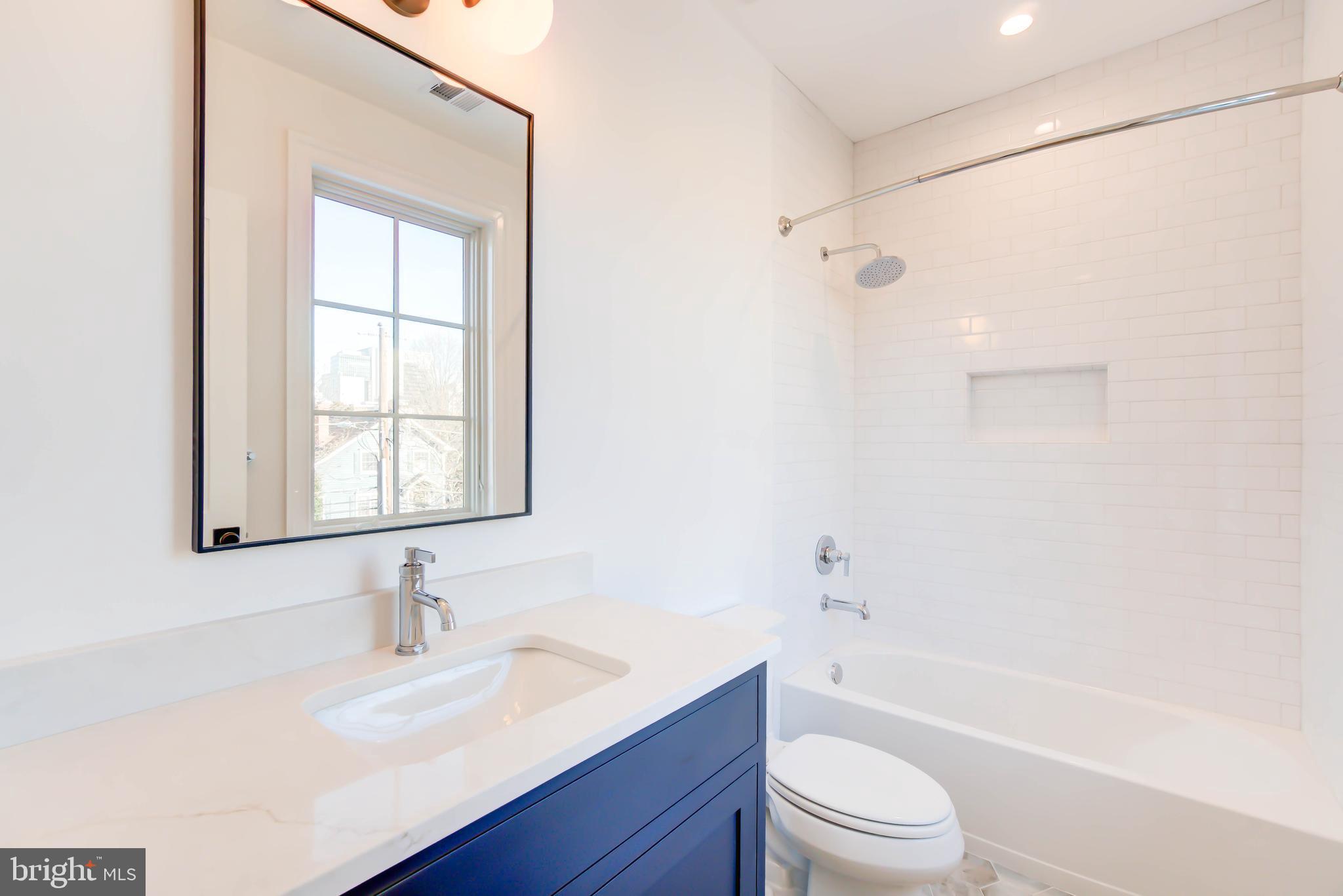 Real estate listing preview #57