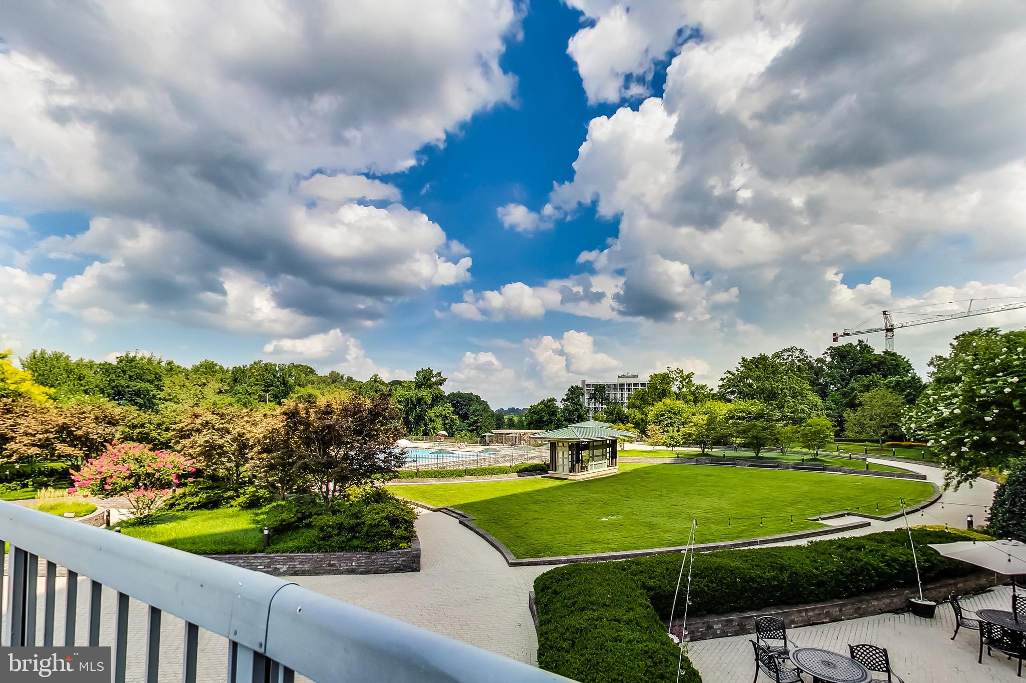 Real estate listing preview #17