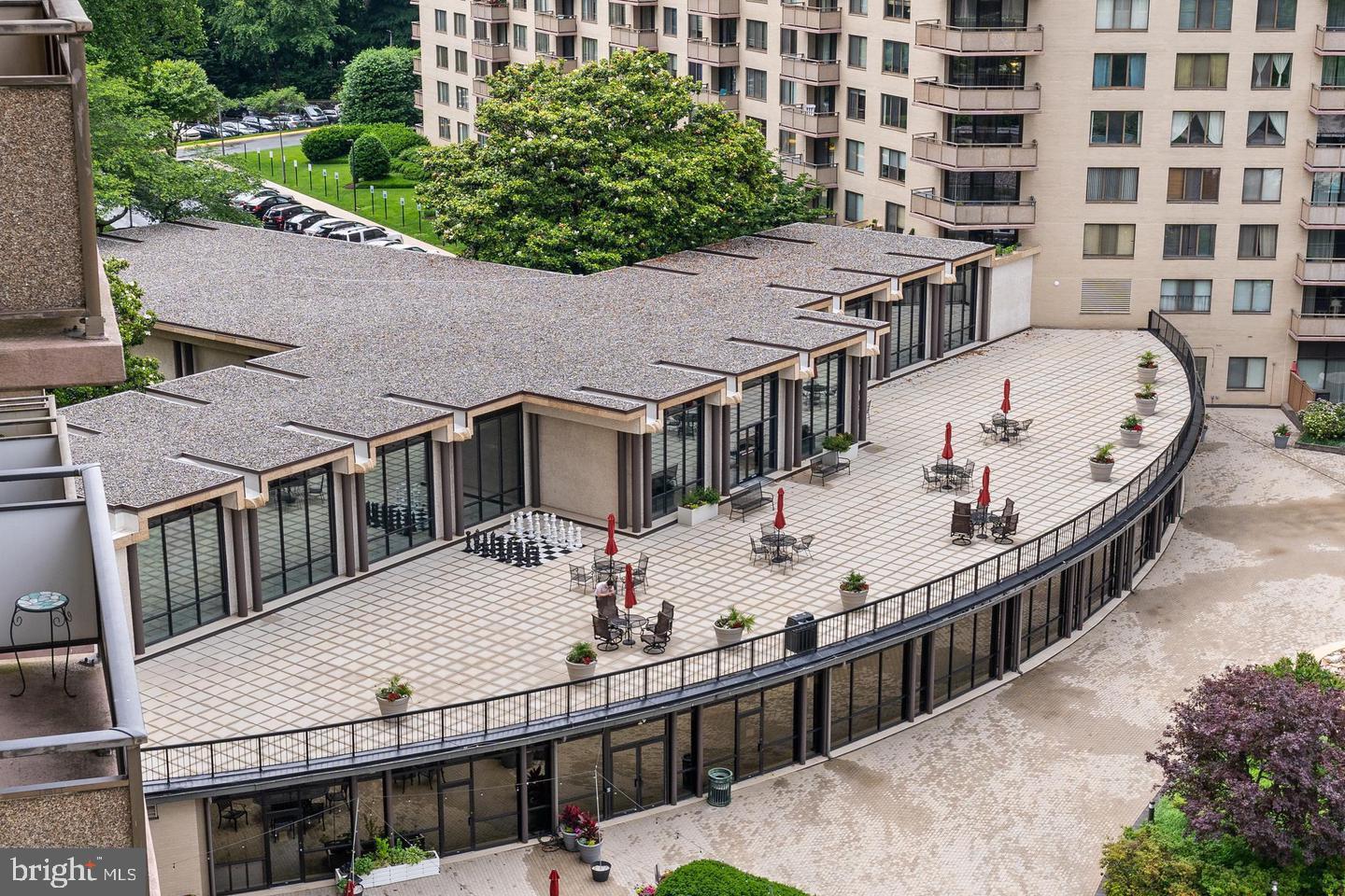 Real estate listing preview #18