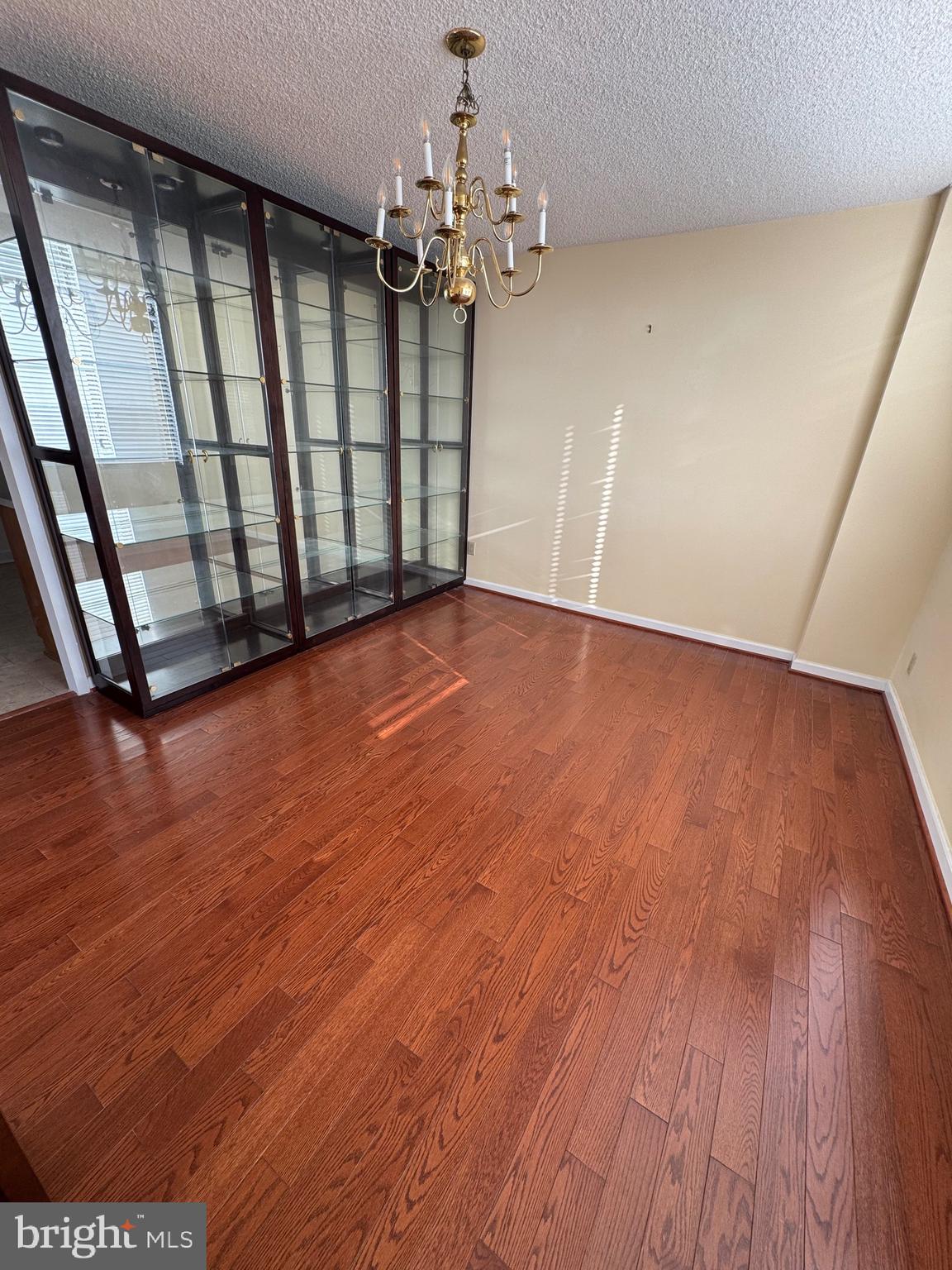 Real estate listing preview #58