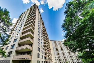 Real estate listing preview #1