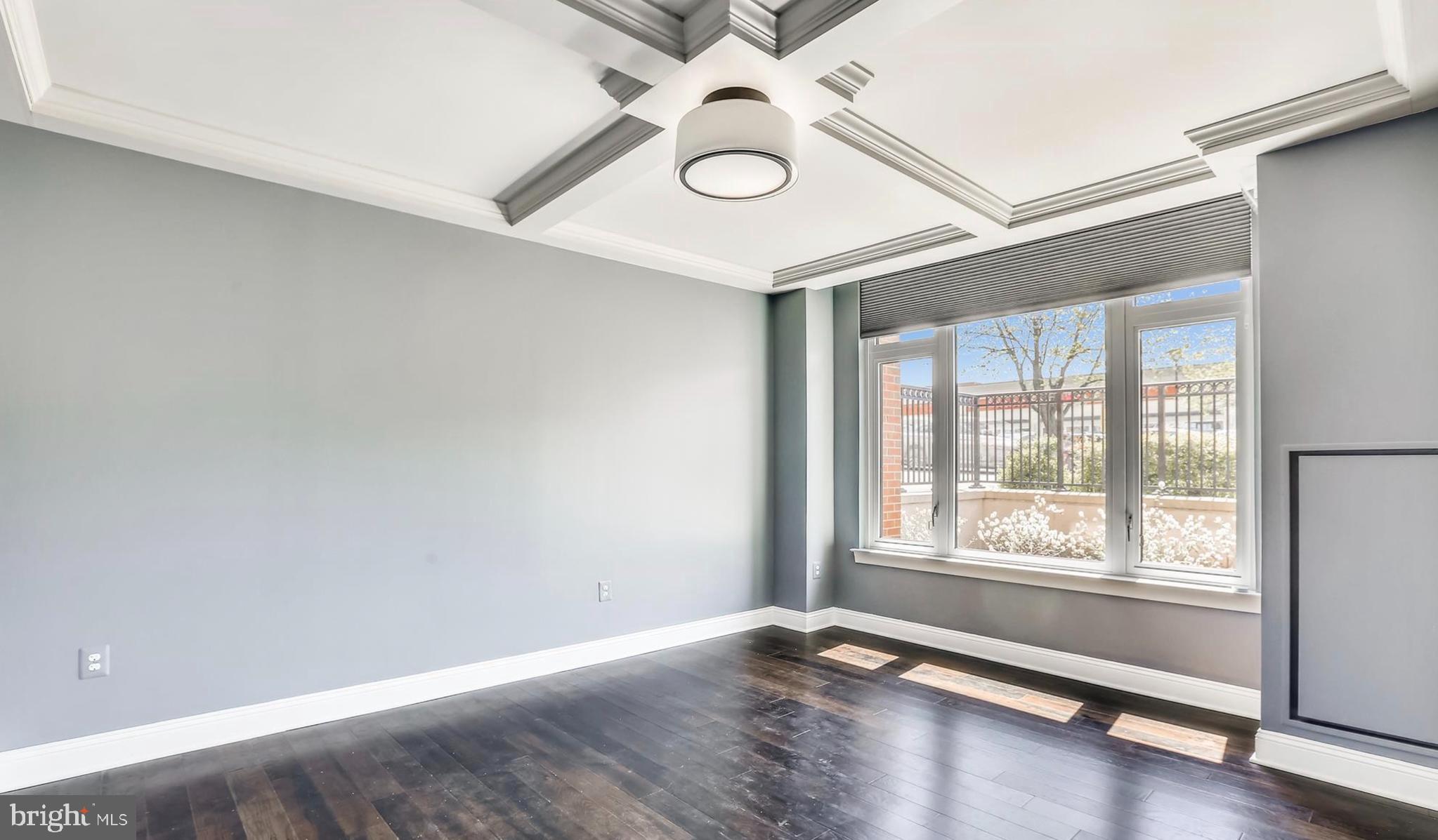 Real estate listing preview #4