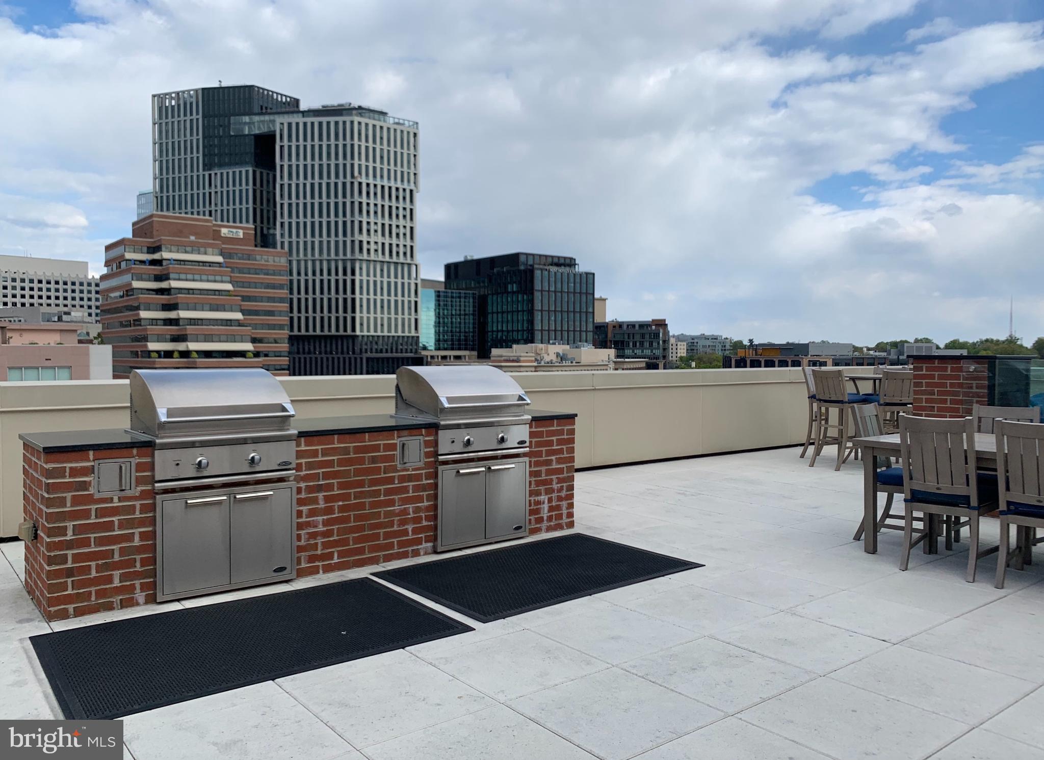 Real estate listing preview #12