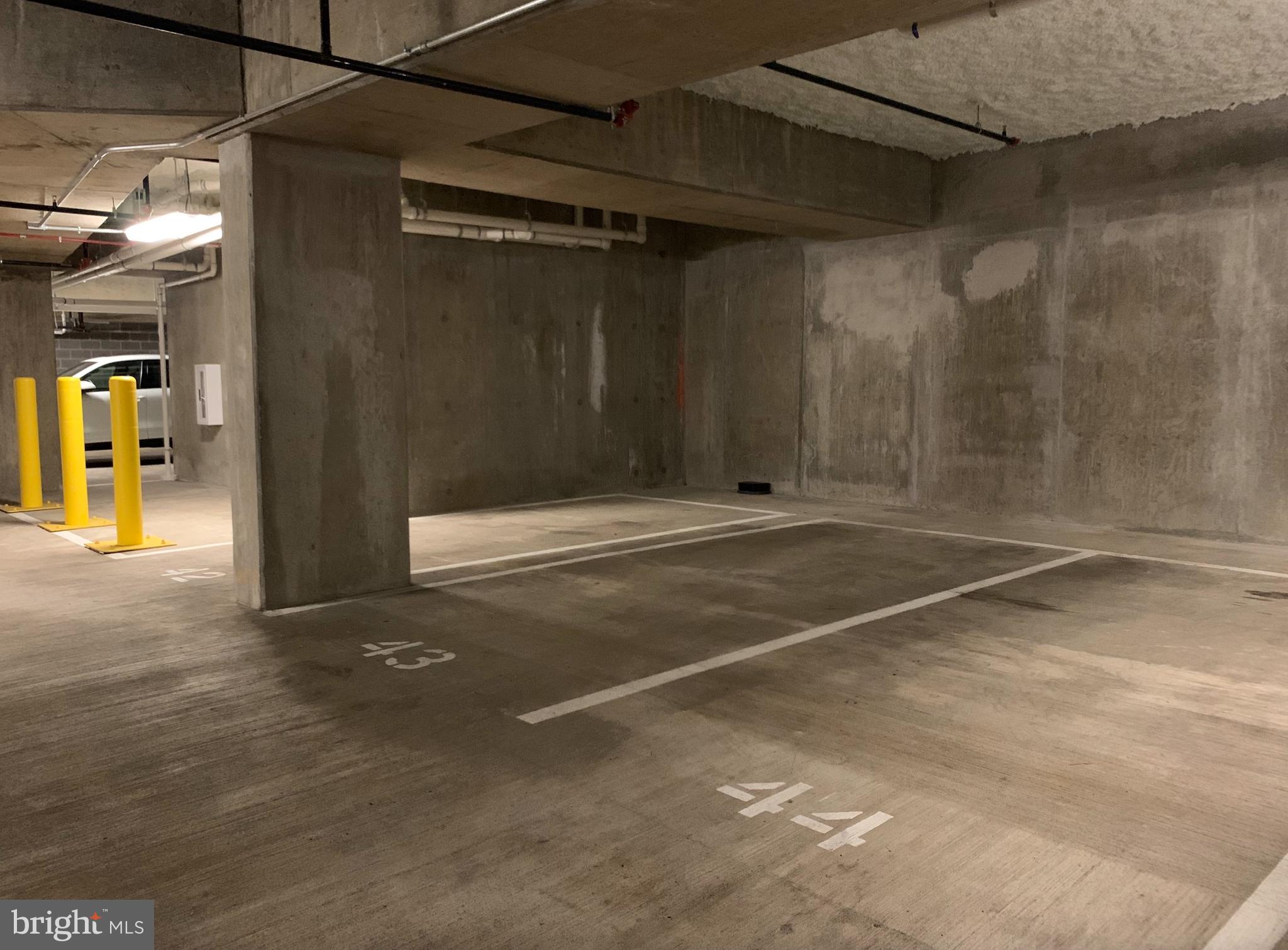 Real estate listing preview #11