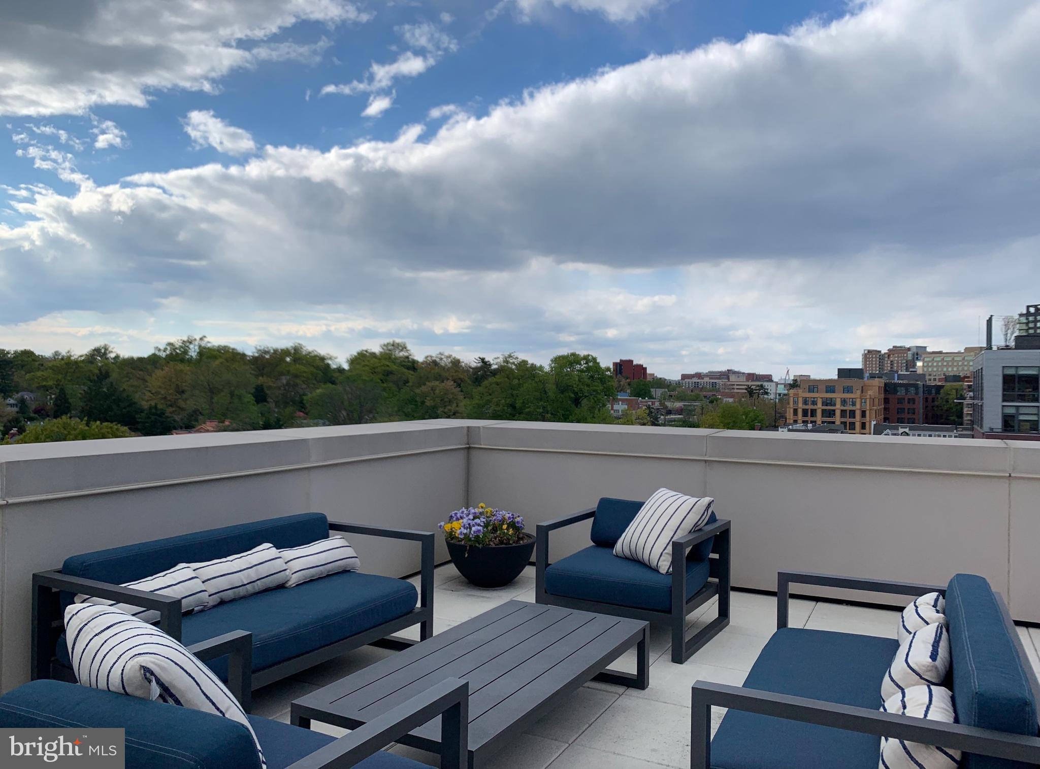 Real estate listing preview #13