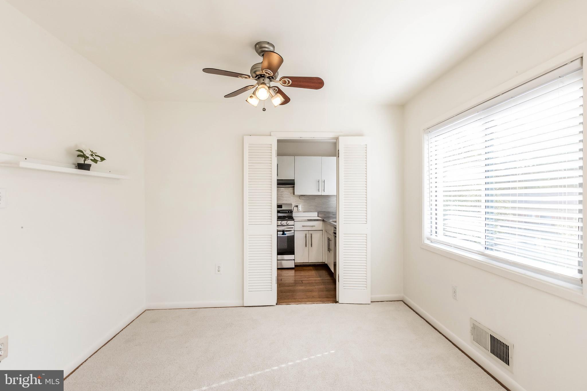 Real estate listing preview #32