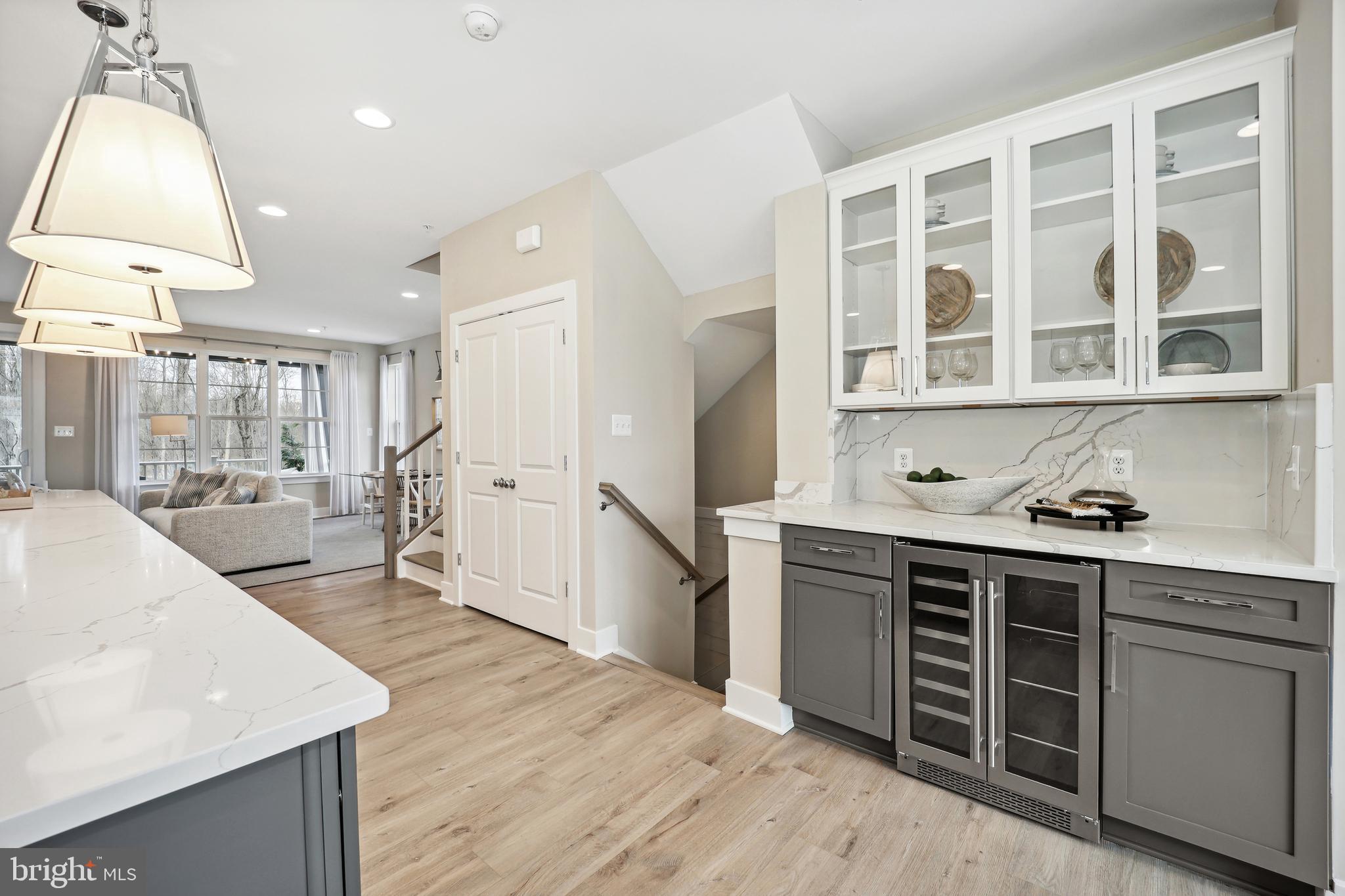 Real estate listing preview #15