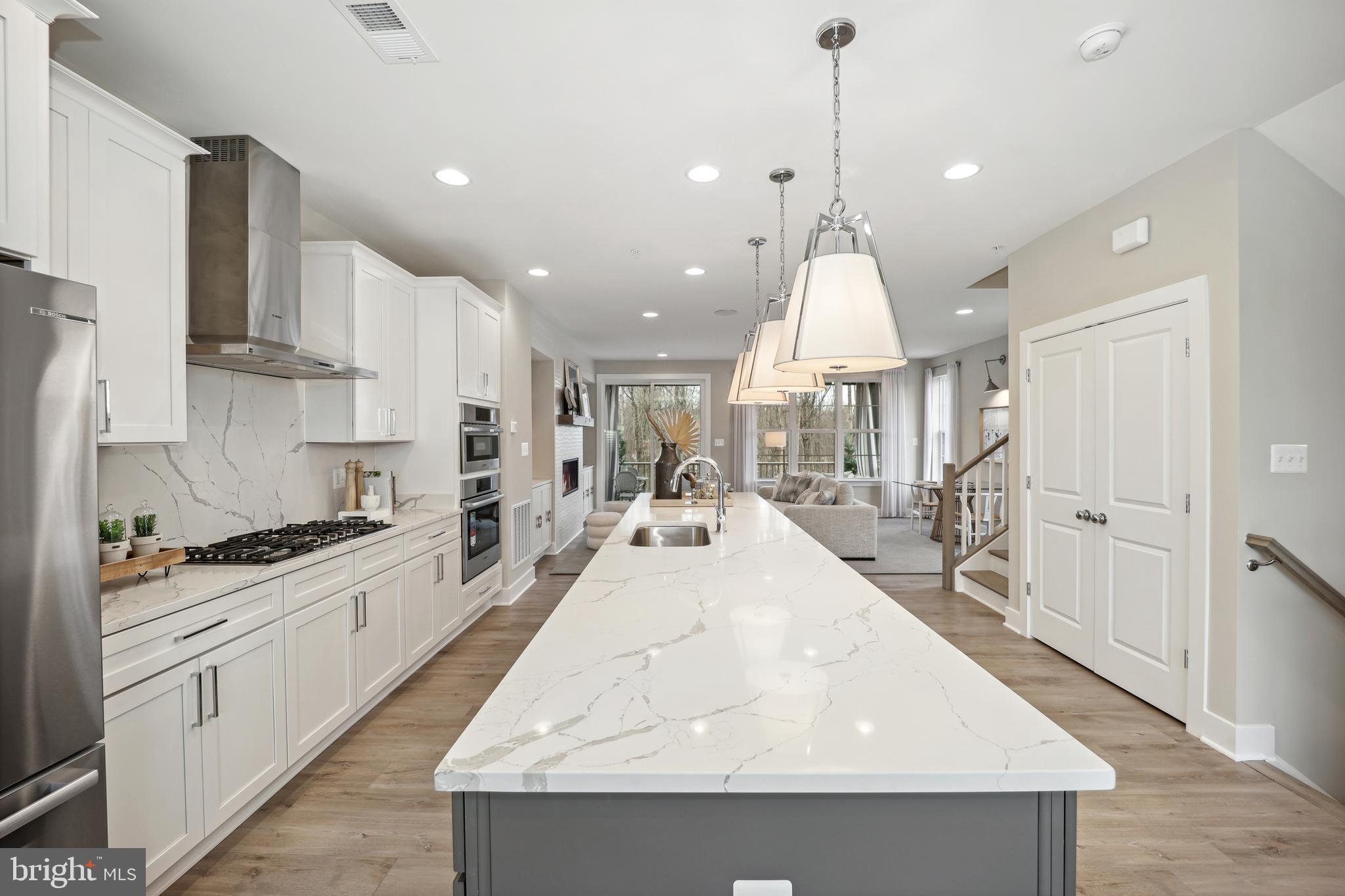 Real estate listing preview #16