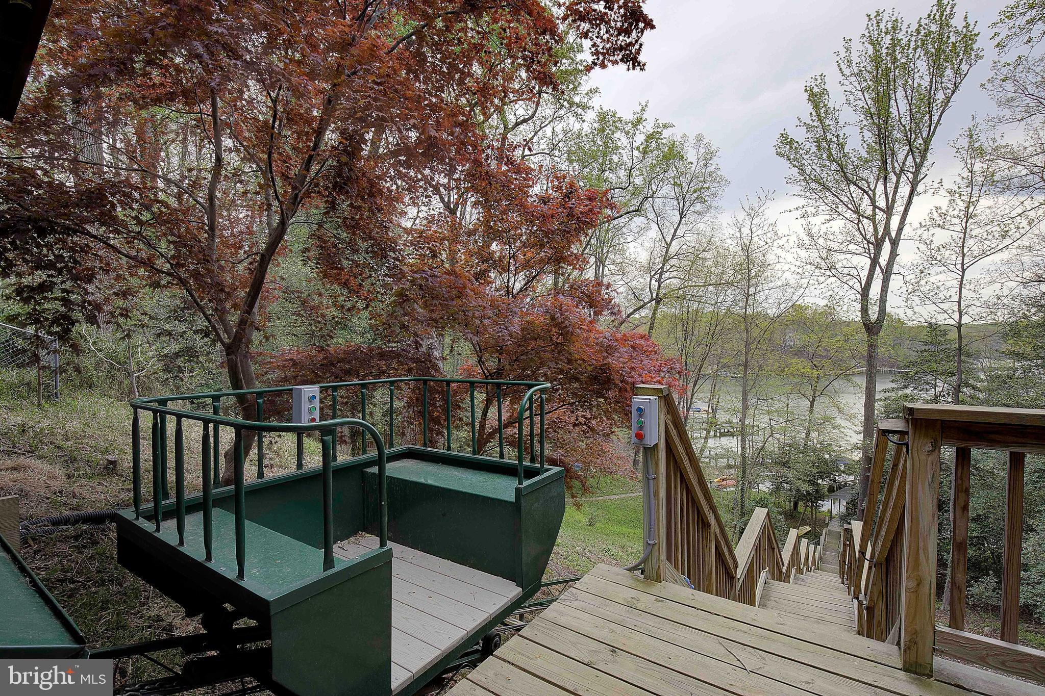 Real estate listing preview #1