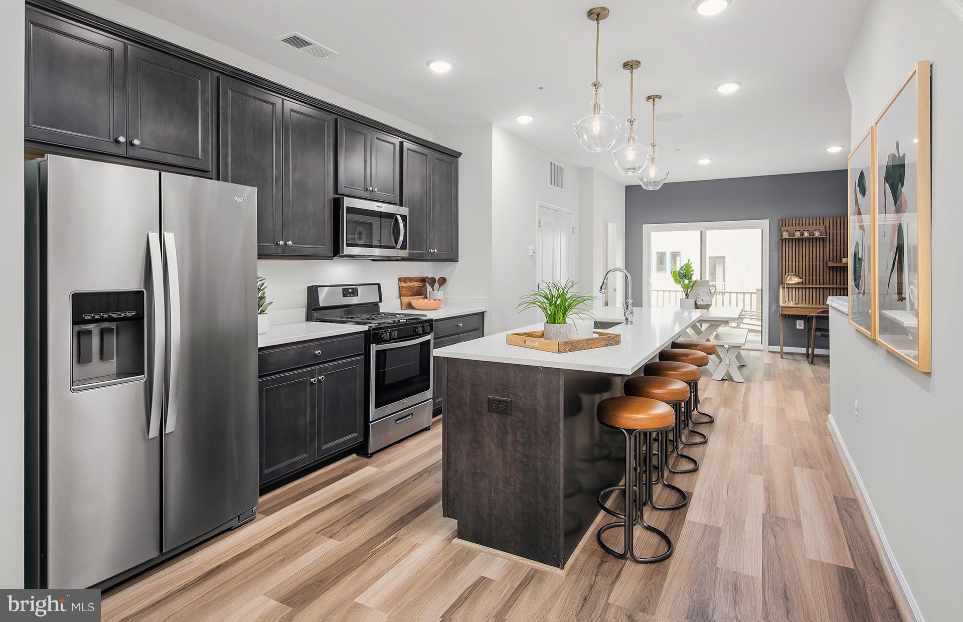 Real estate listing preview #2