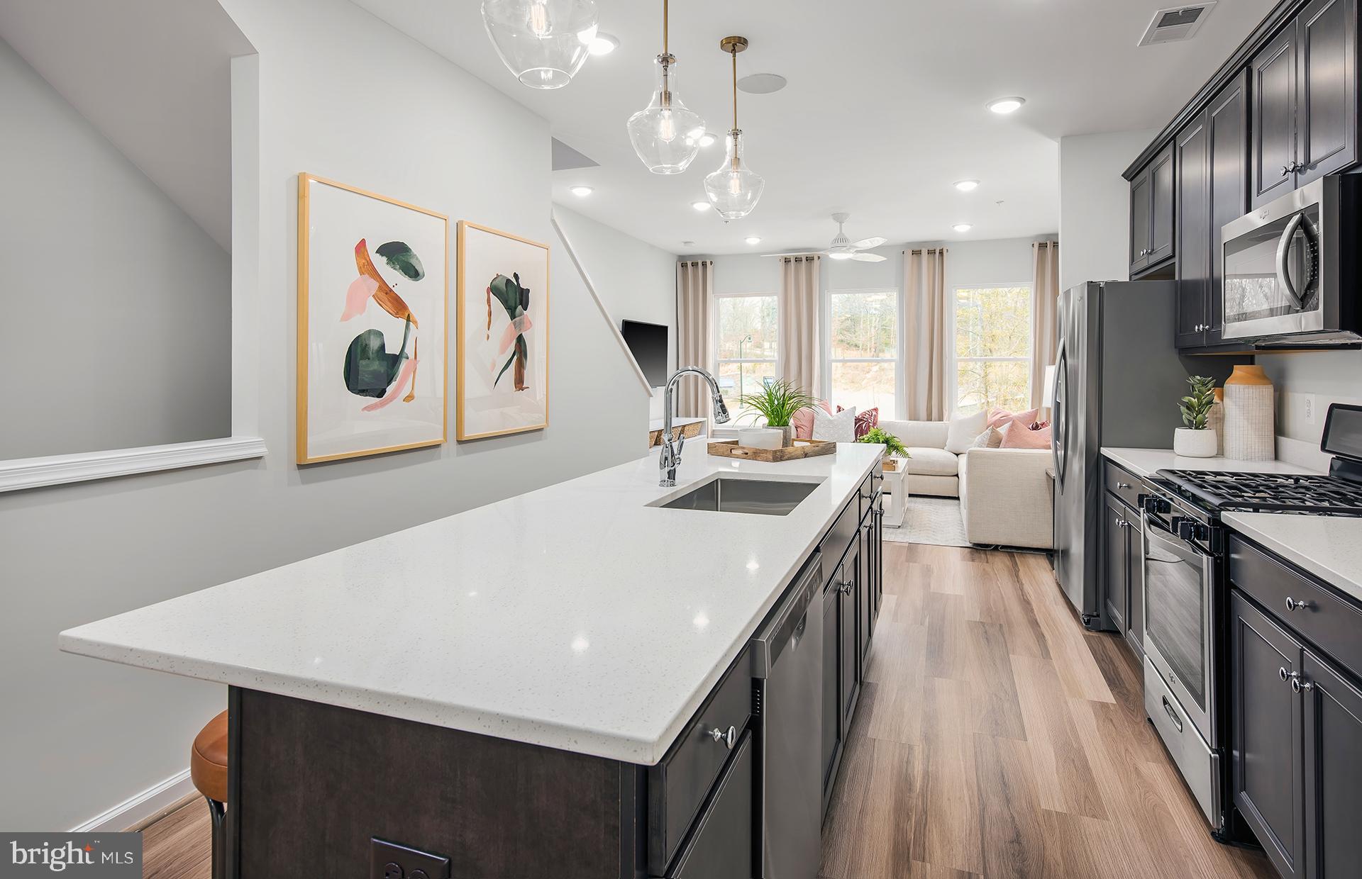 Real estate listing preview #5