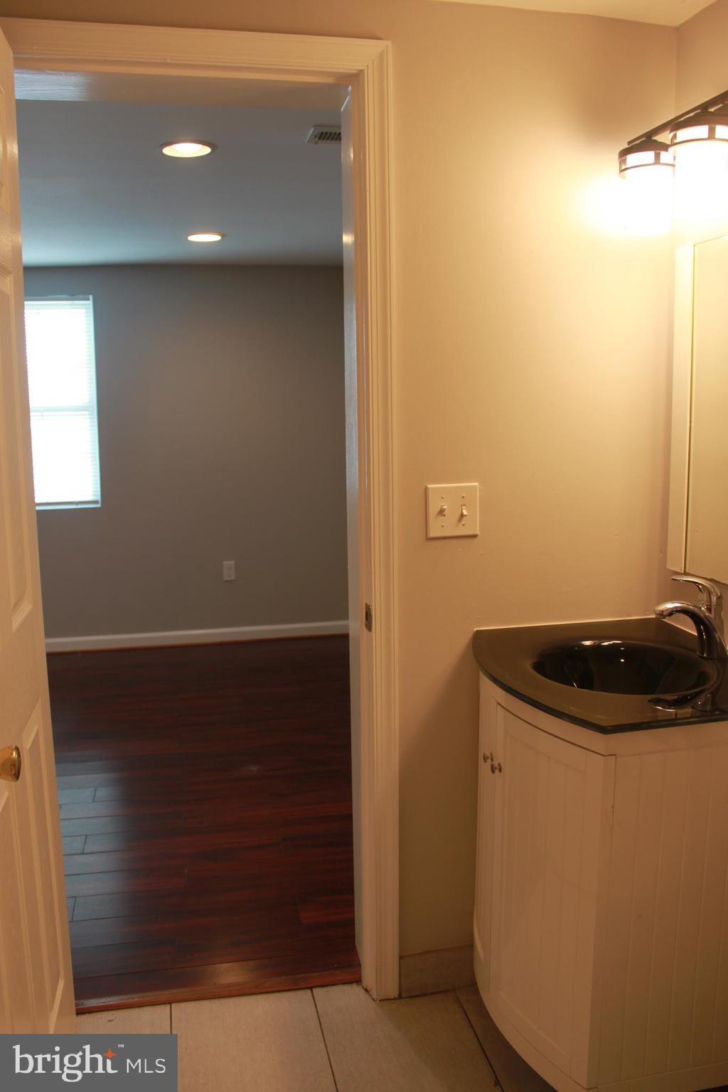 Real estate listing preview #45