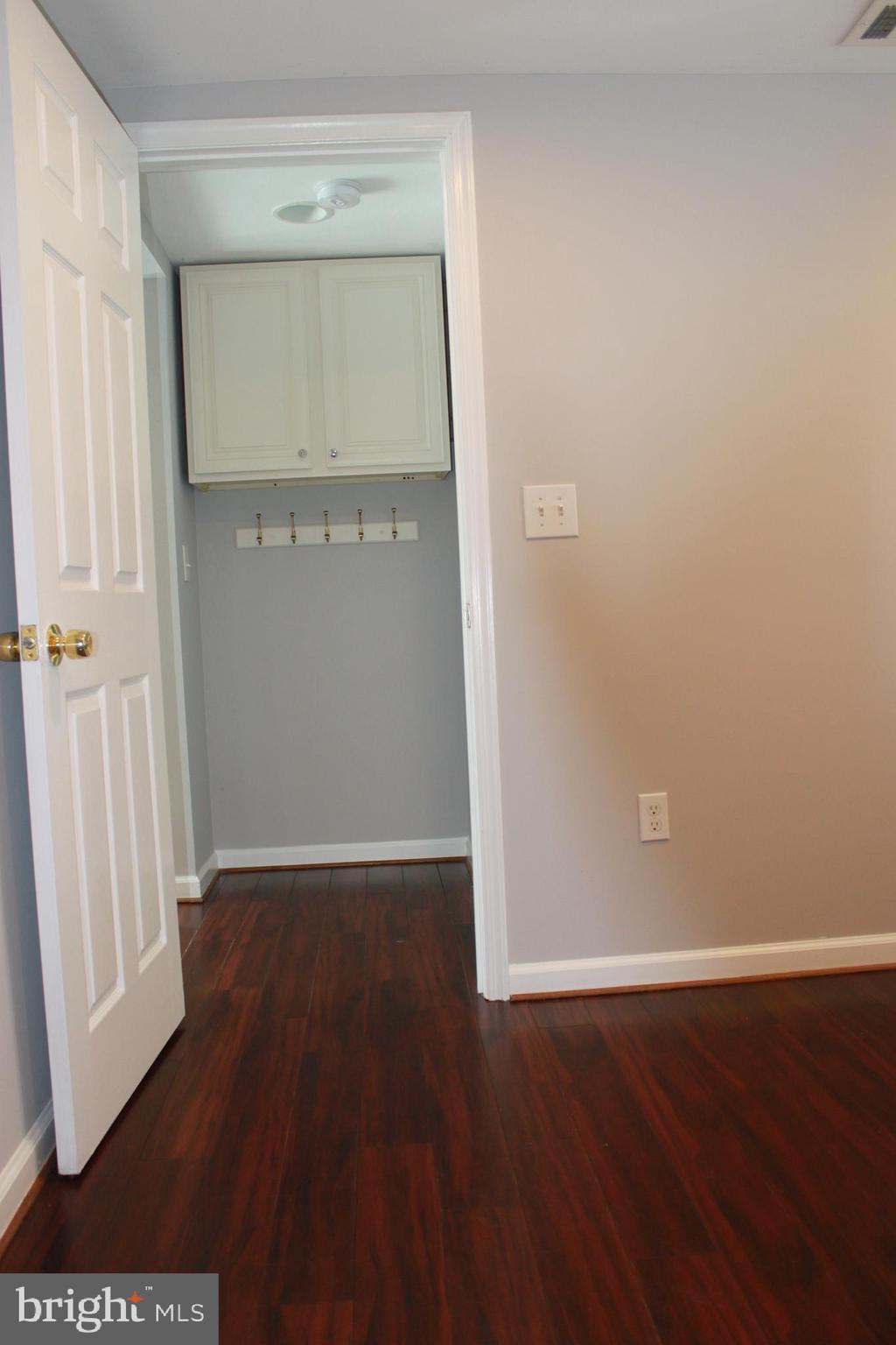 Real estate listing preview #28