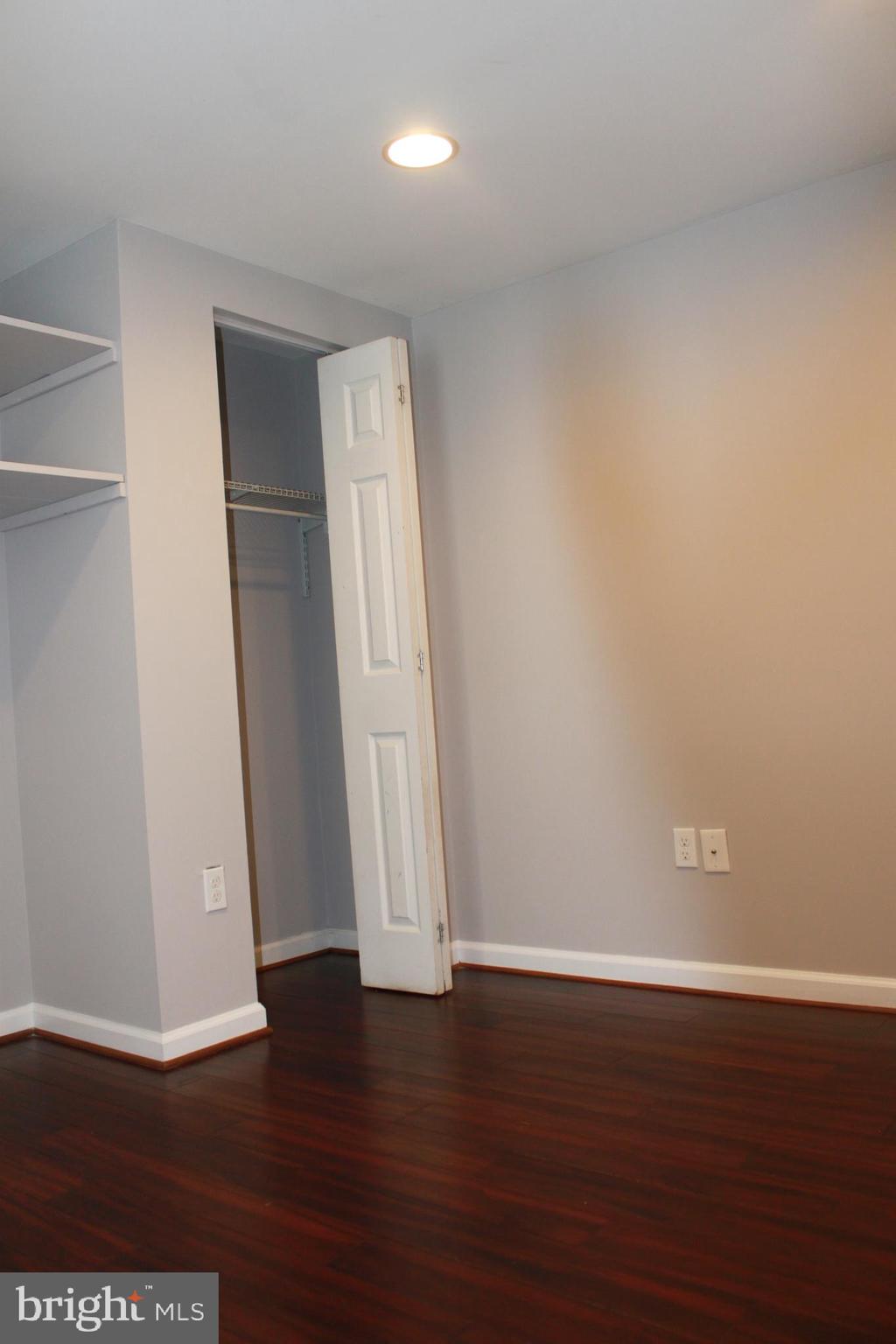 Real estate listing preview #33