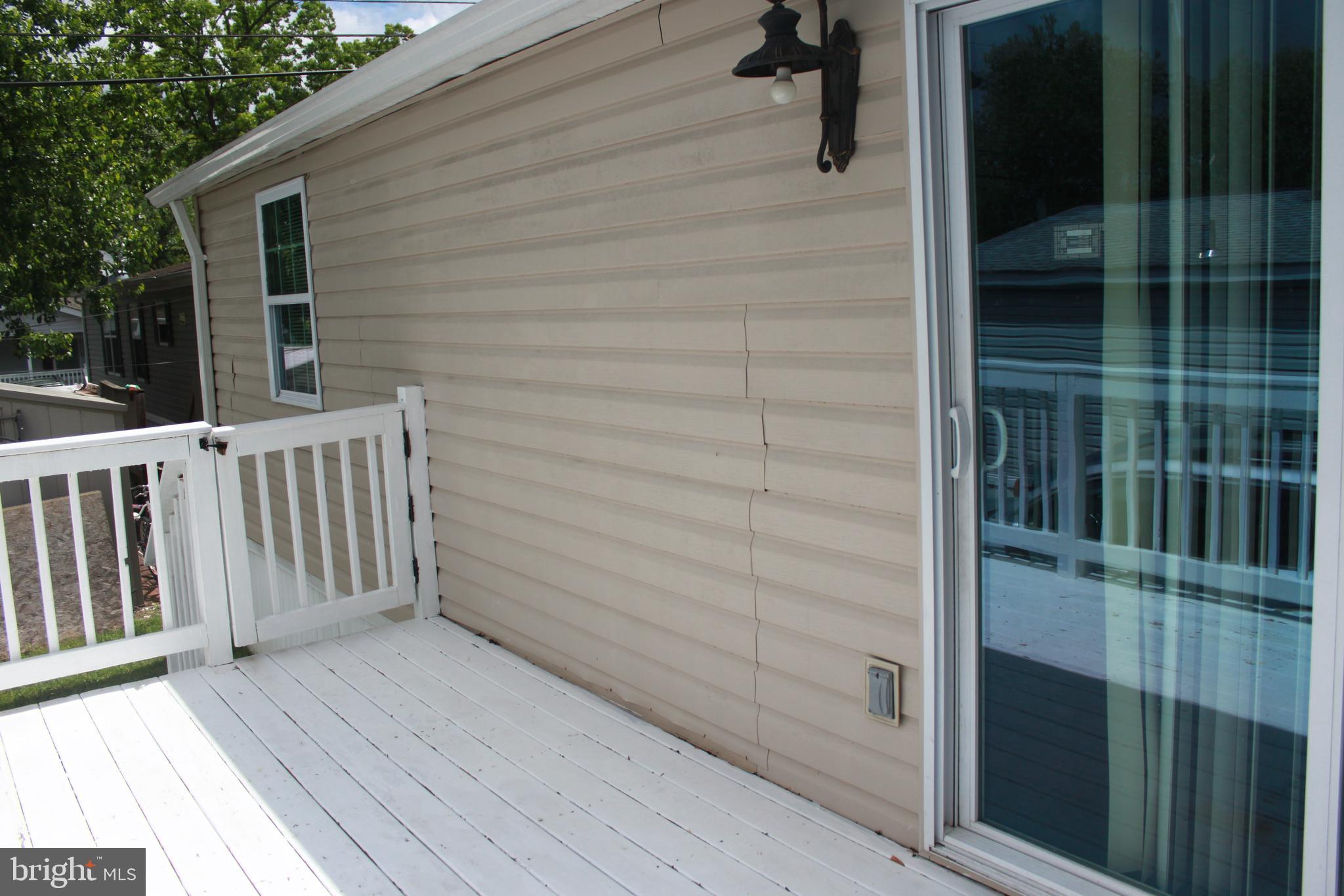 Real estate listing preview #6