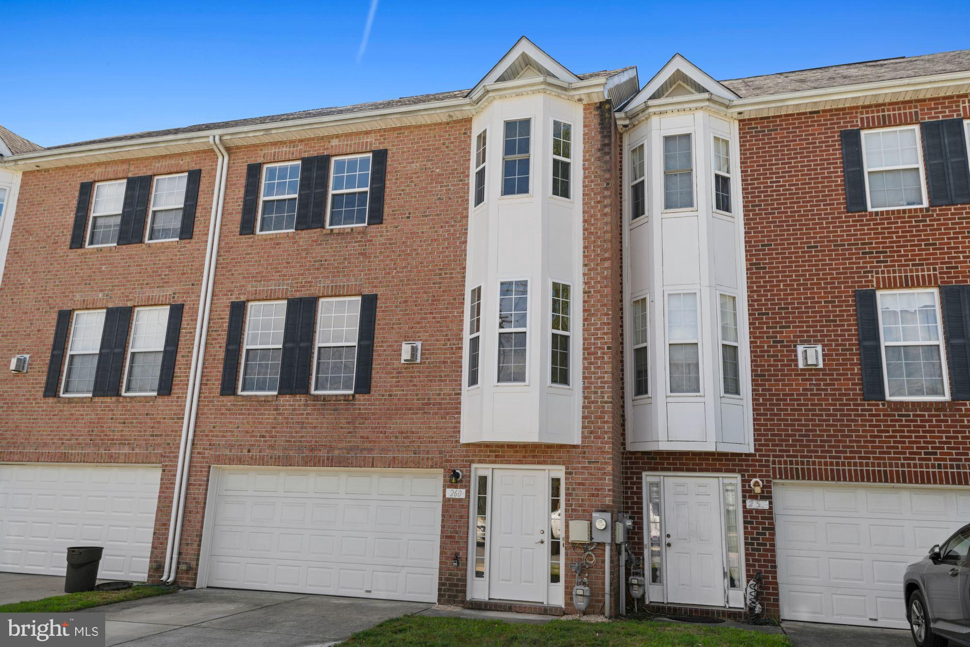 Real estate listing preview #3