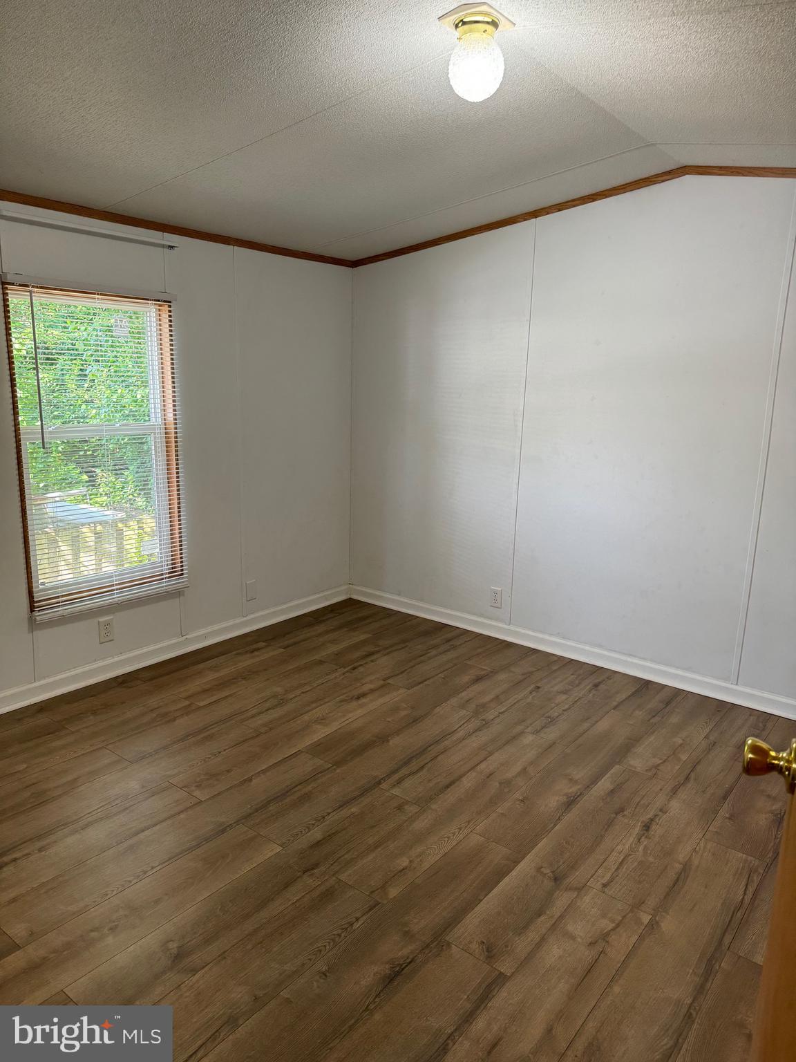 Real estate listing preview #7