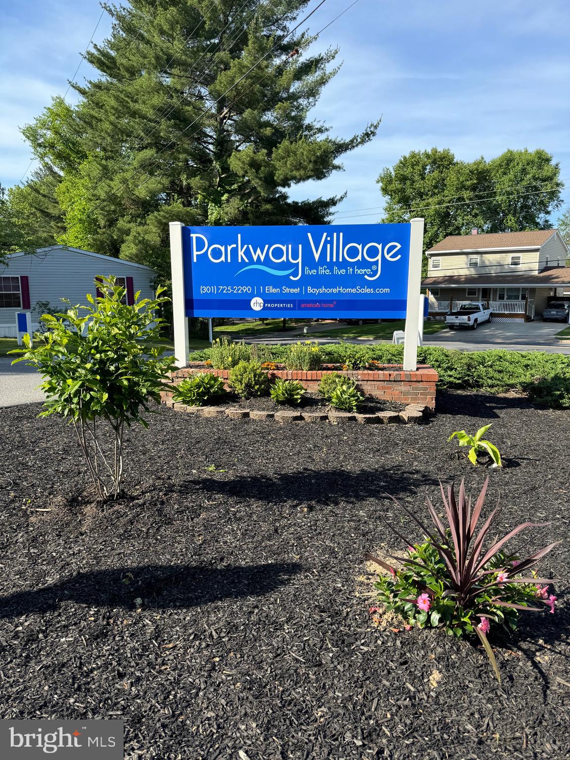 Real estate listing preview #1